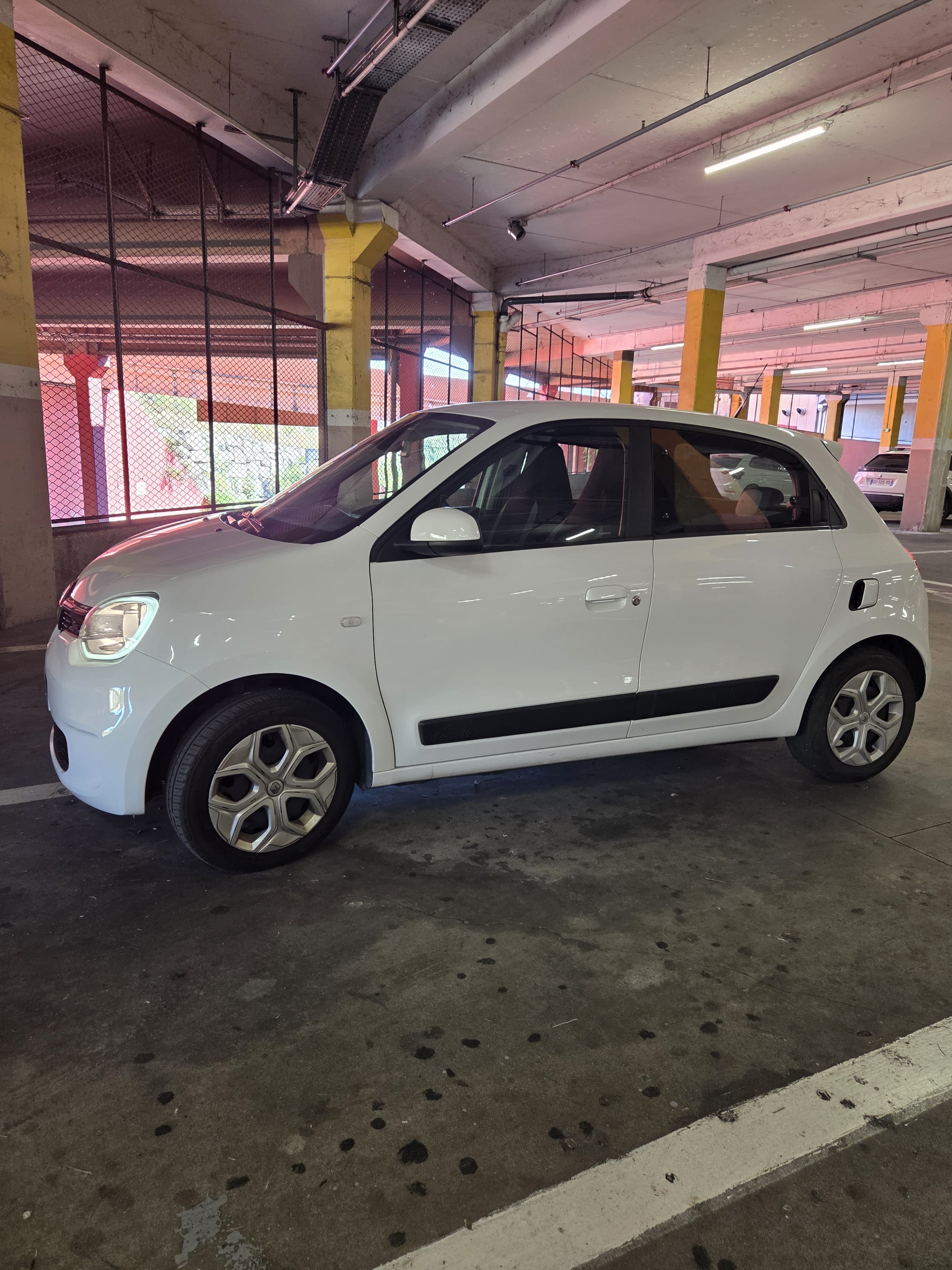 Renault Twingo III avec Climatisation