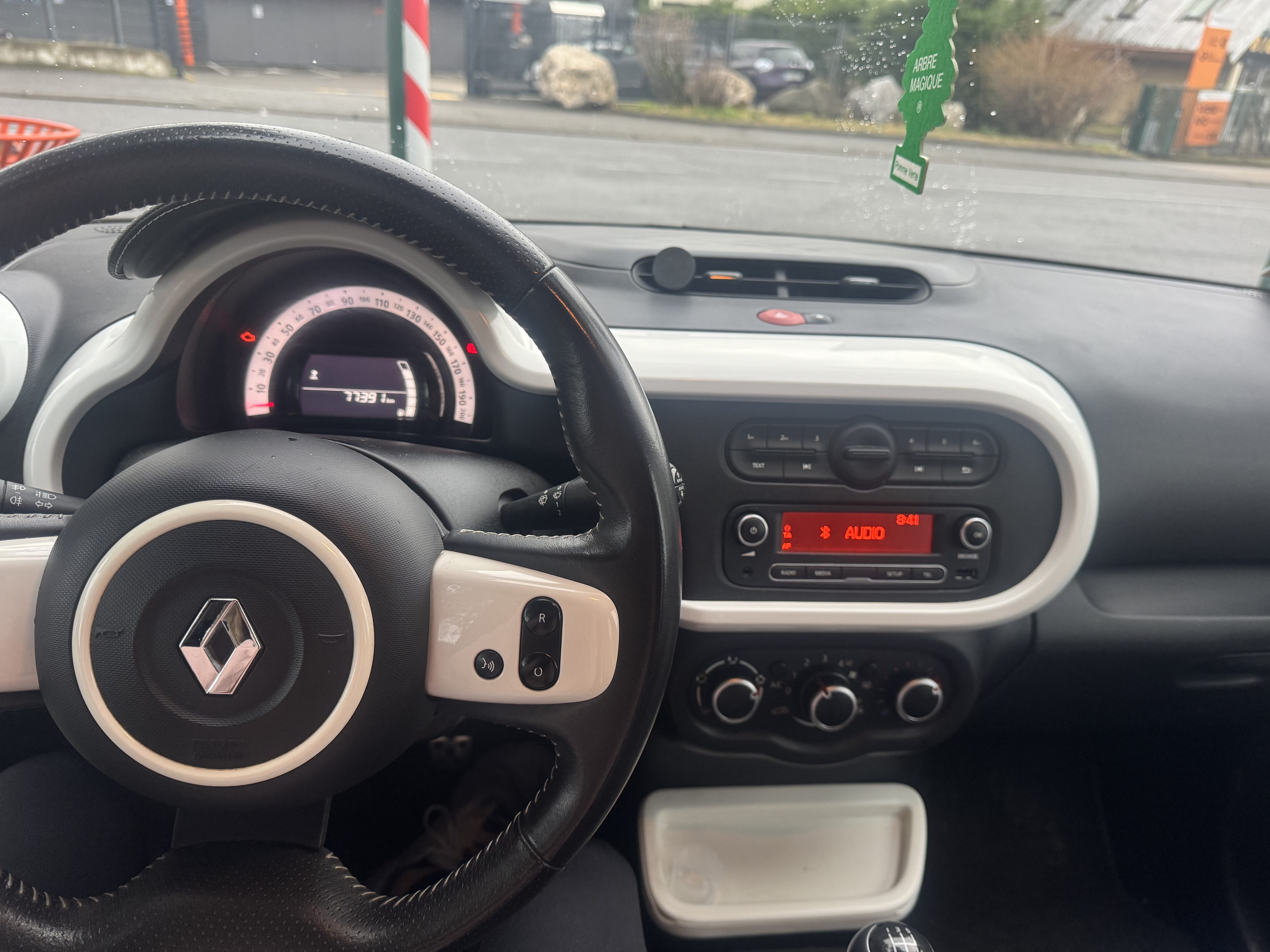 Renault Twingo III avec Régulateur de vitesse