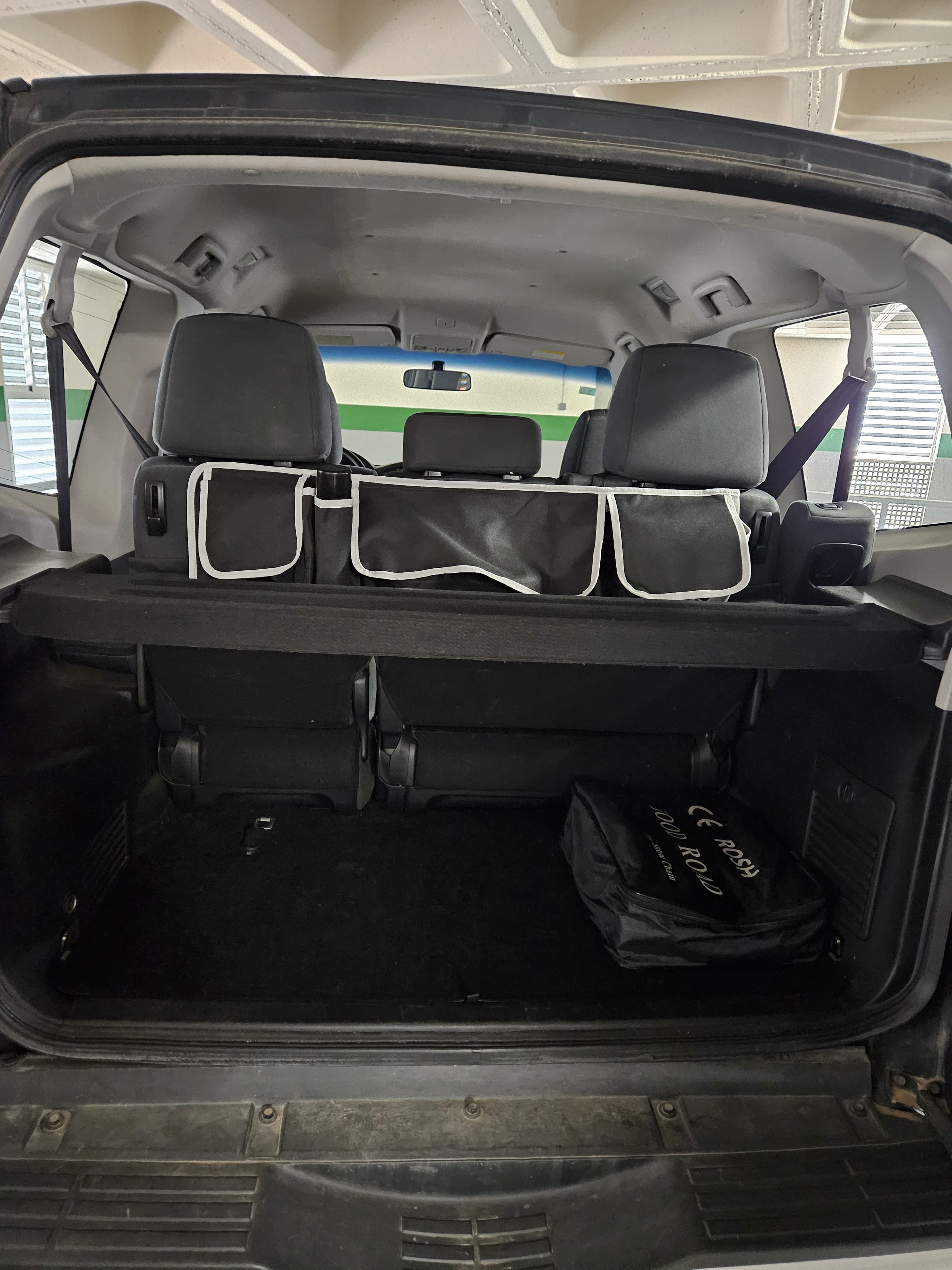 Mitsubishi Montero con Enganche