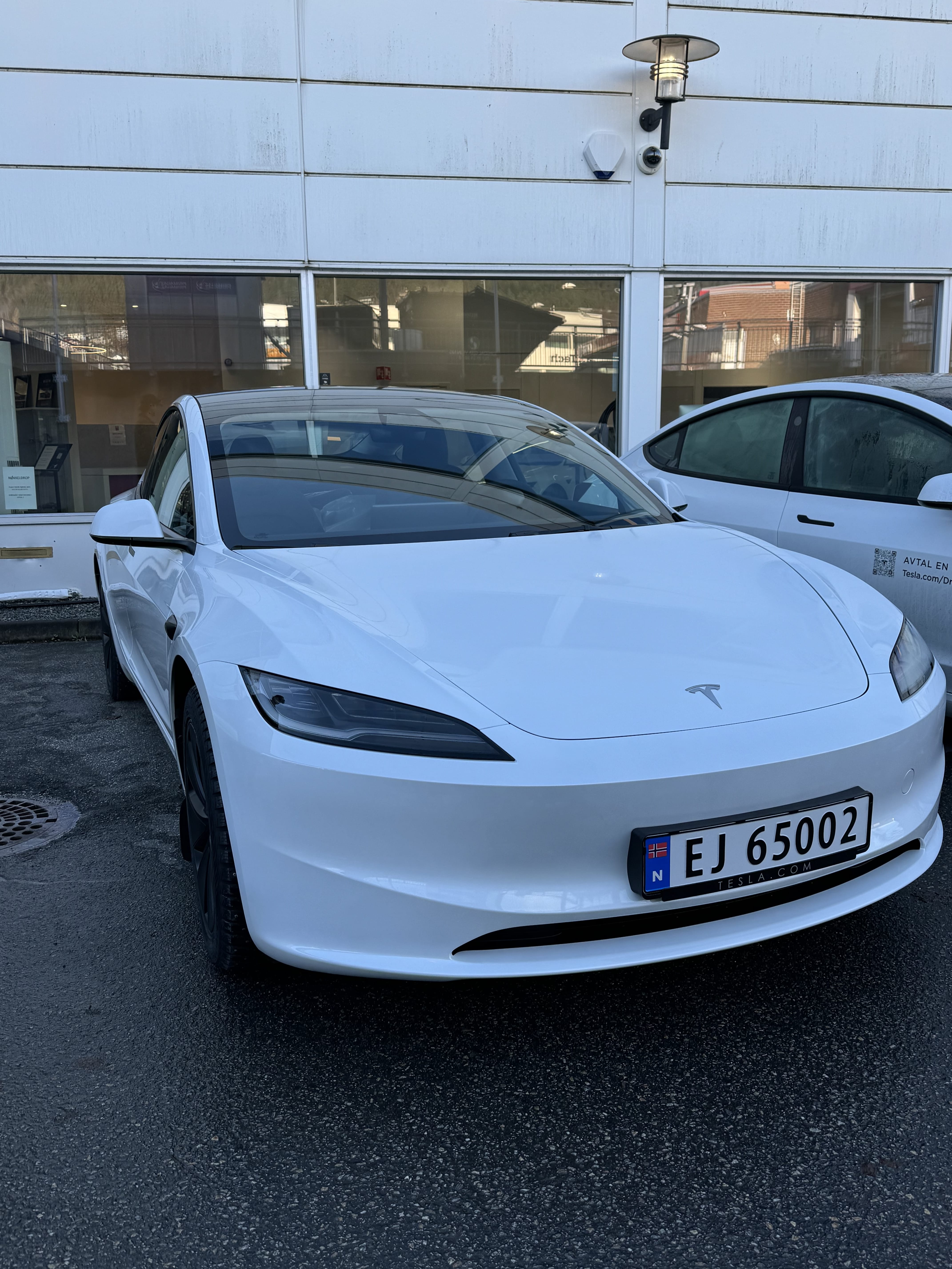 Tesla Model 3, 2024, Electric, automatic
