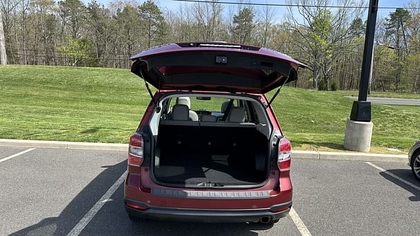 Subaru Forester 2.5I Touring with Bluetooth audio