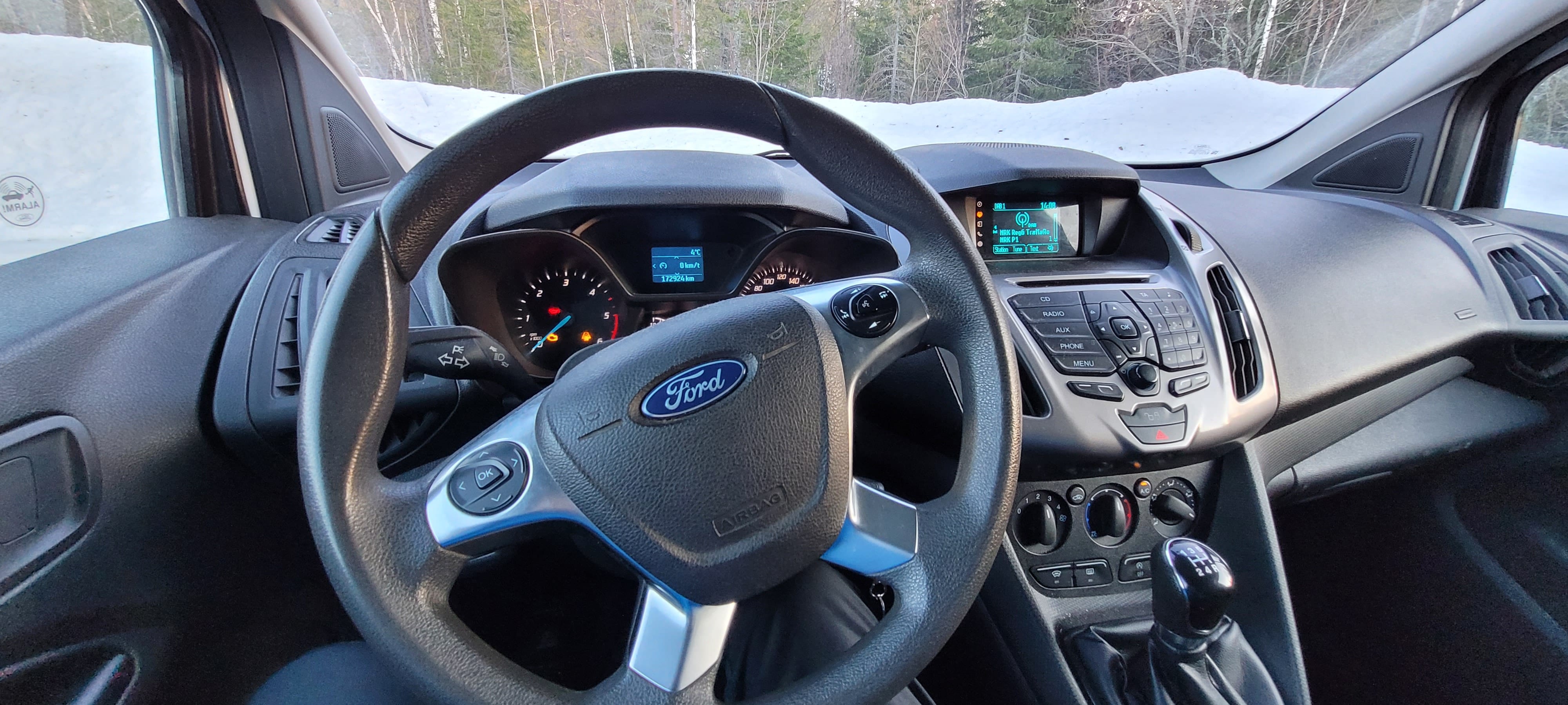 Ford Transit Connect XL with Audio / iPod input