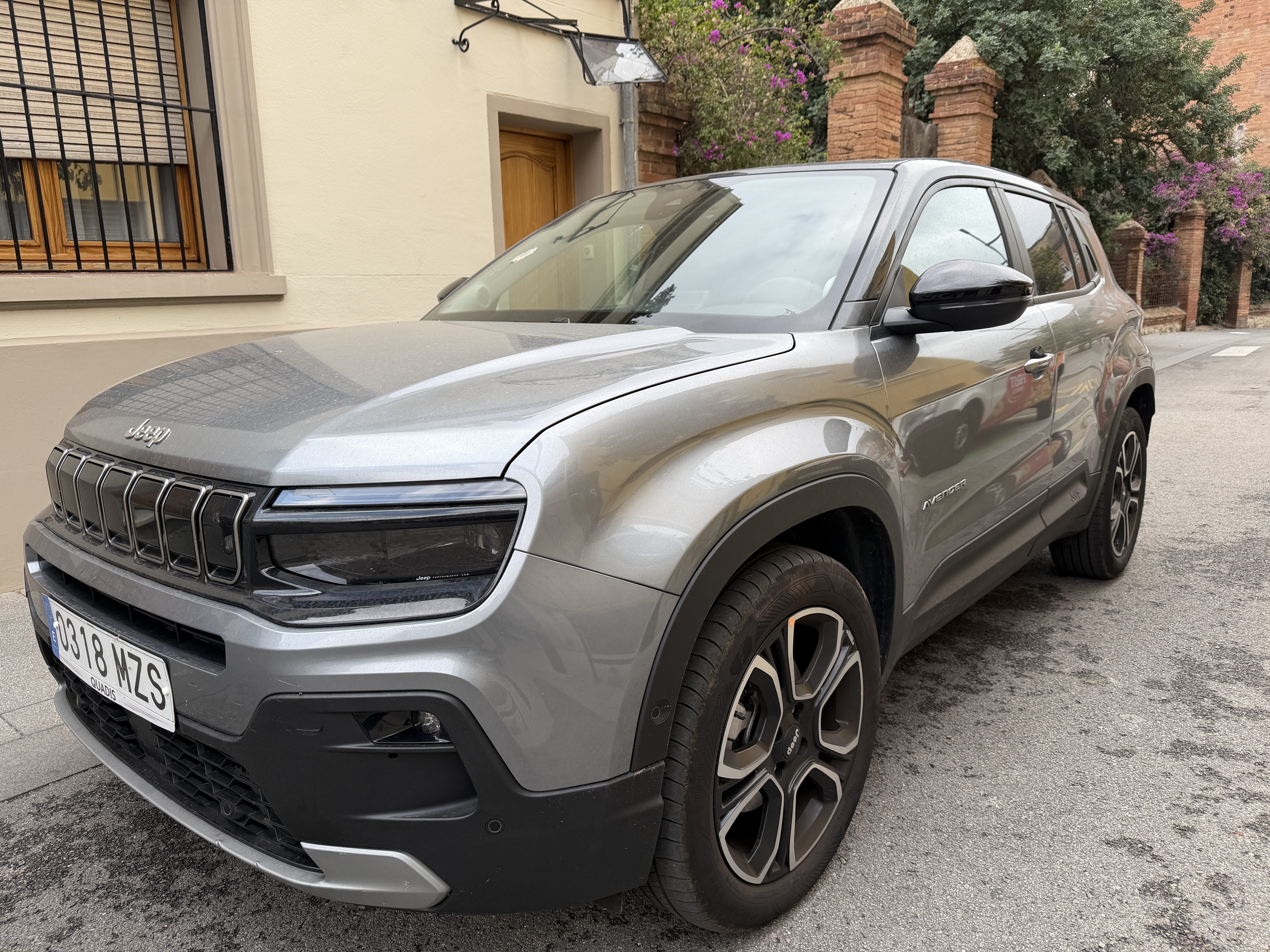 Jeep Avenger, 2025, Gasolina 95 / Électrique (hybride), automatique