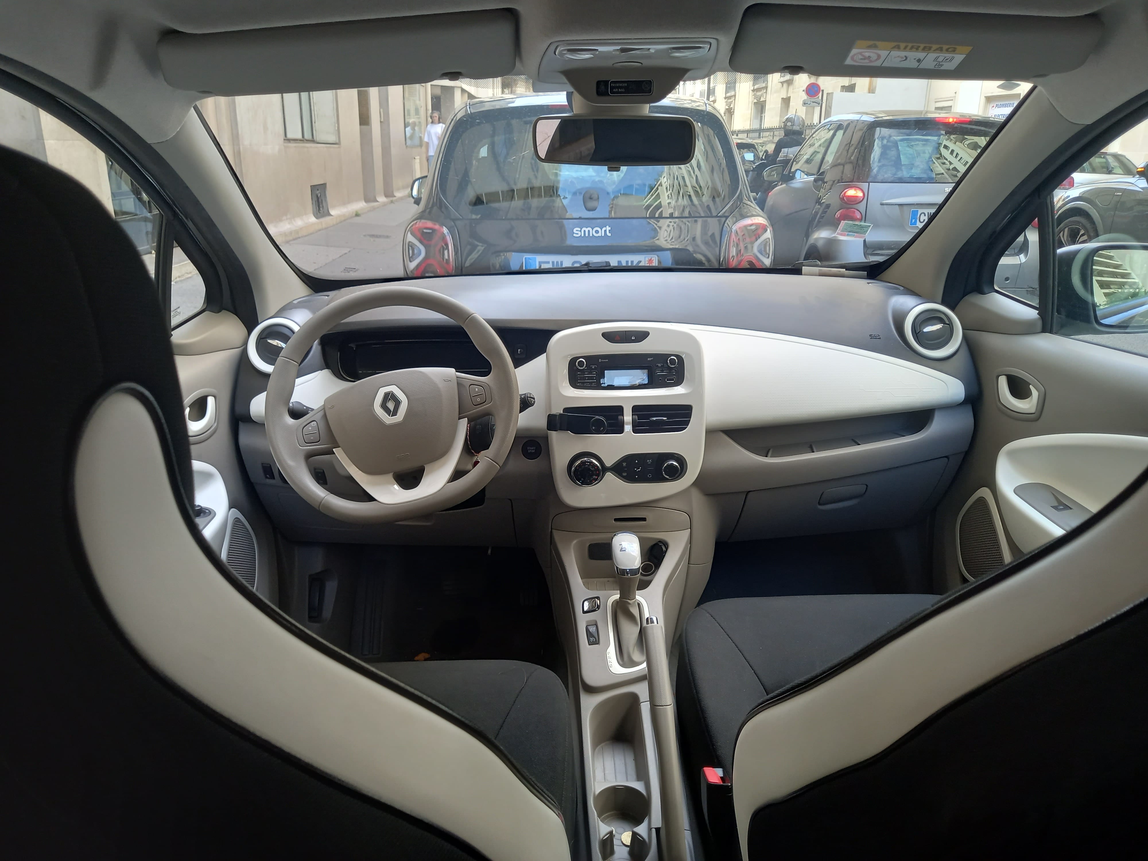 Renault ZOE avec Siège bébé
