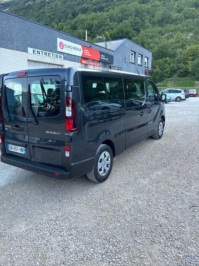 Renault Trafic Passenger avec Climatisation