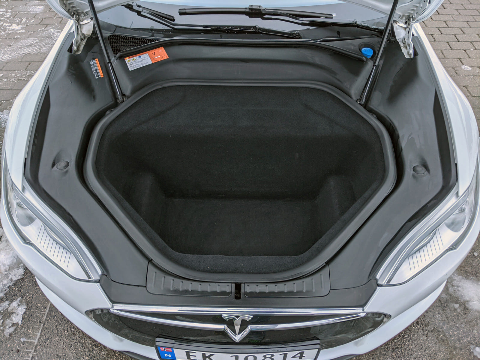 Tesla Model S with Bluetooth audio