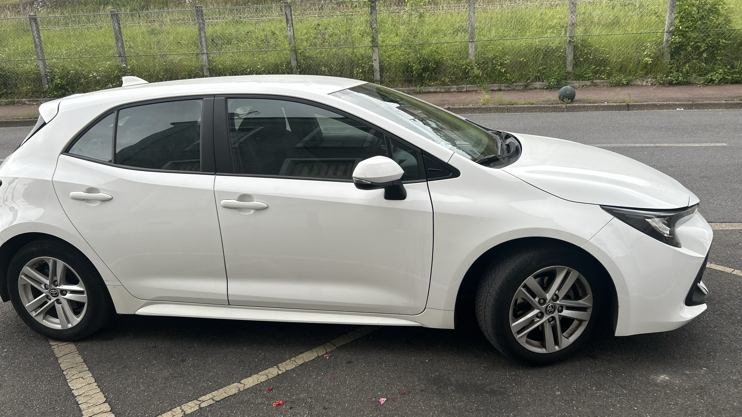Toyota Corolla Hybride avec GPS