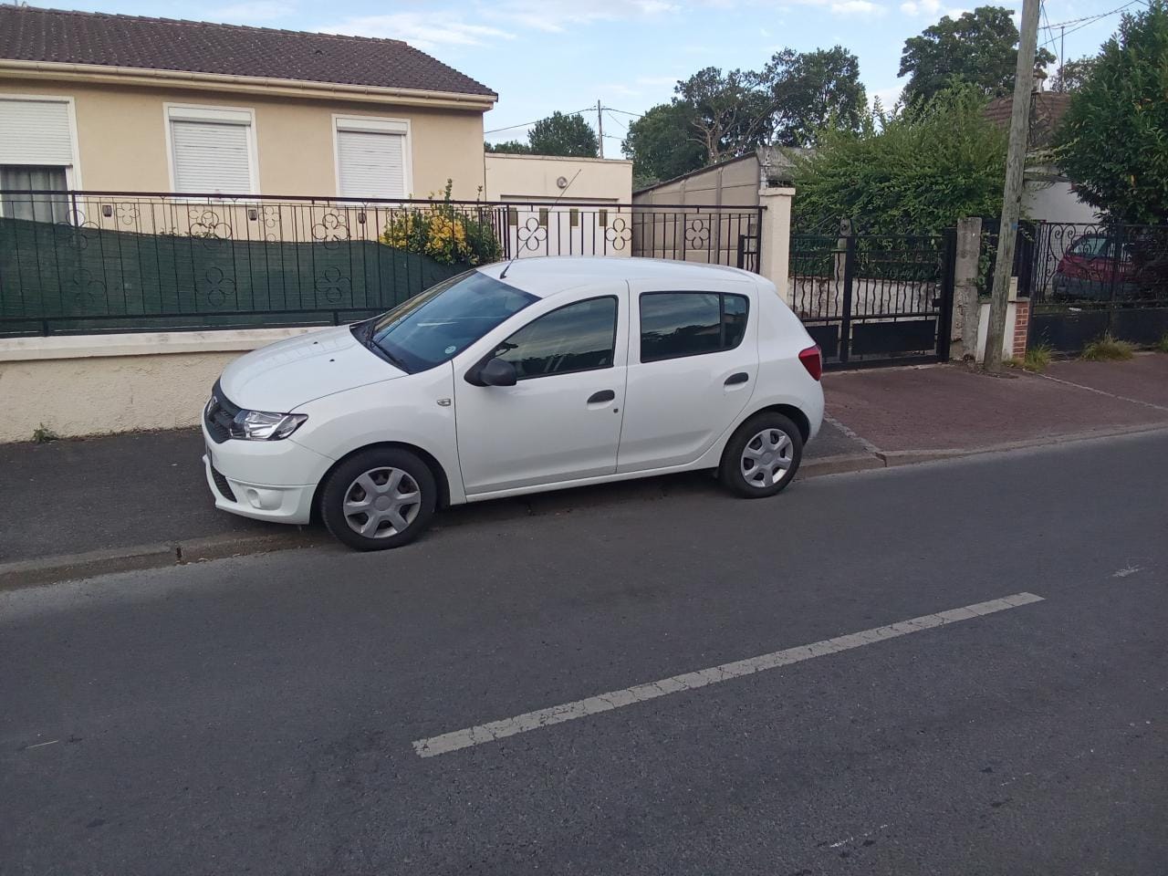 Dacia Sandero, 2014, Essence 95