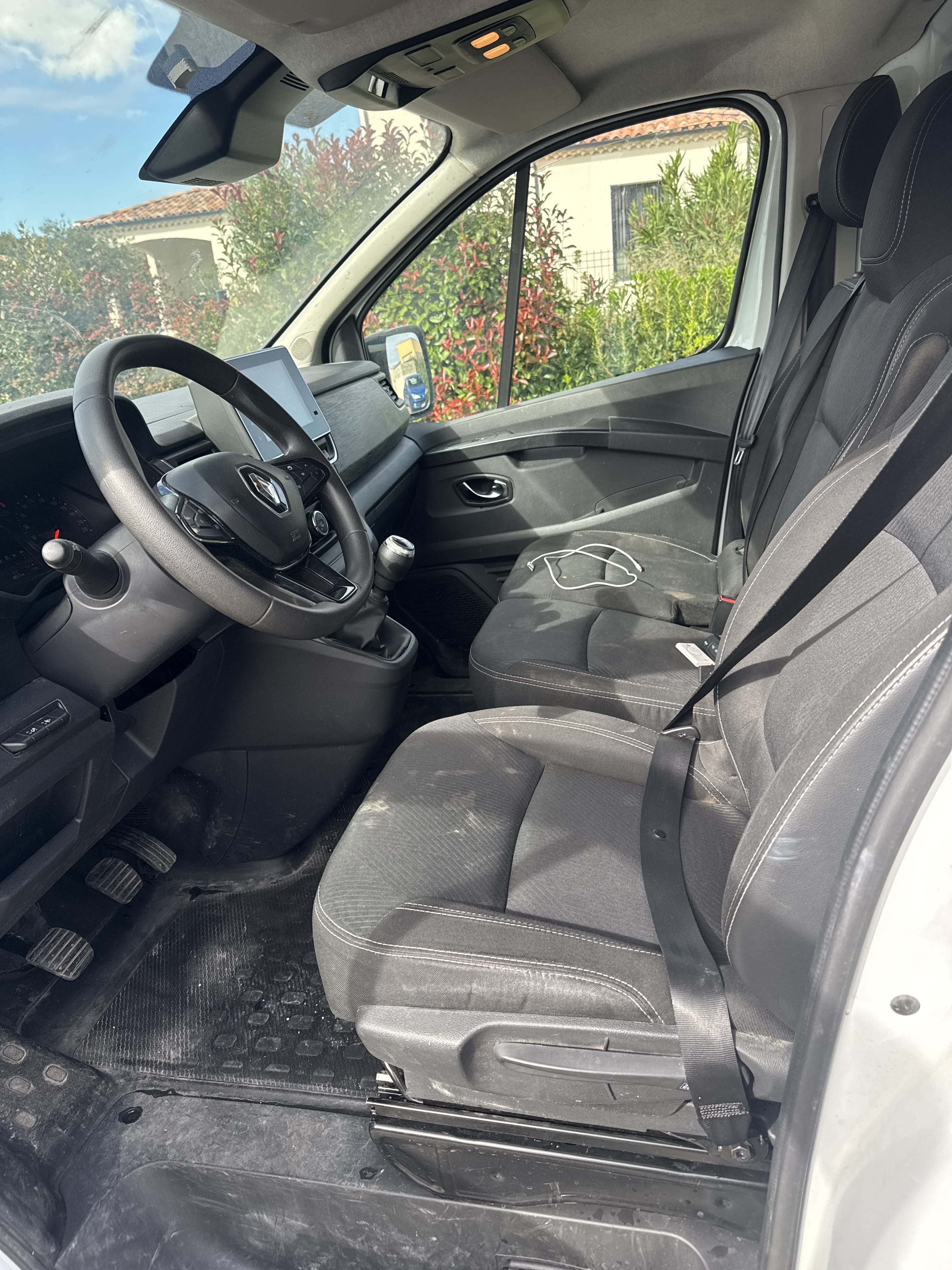 Renault Trafic avec Coffre de toit