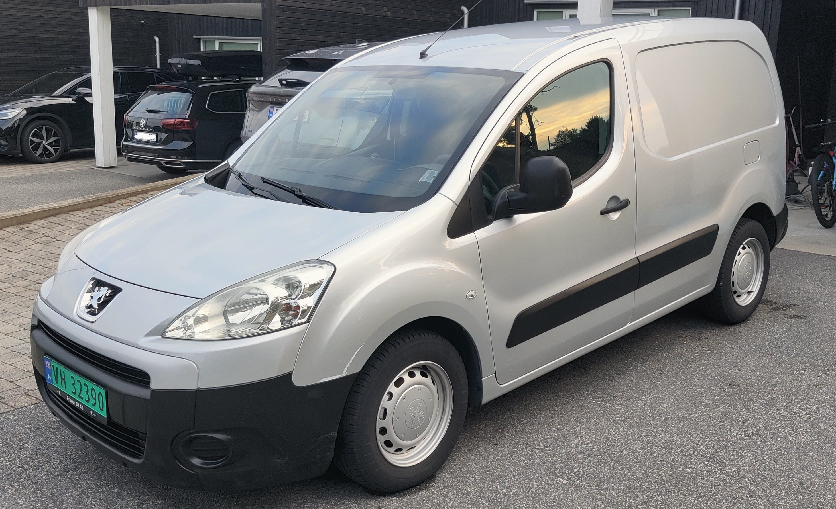 Peugeot Partner Varebil 1.6 Diesel (90hk), 2011, Diesel