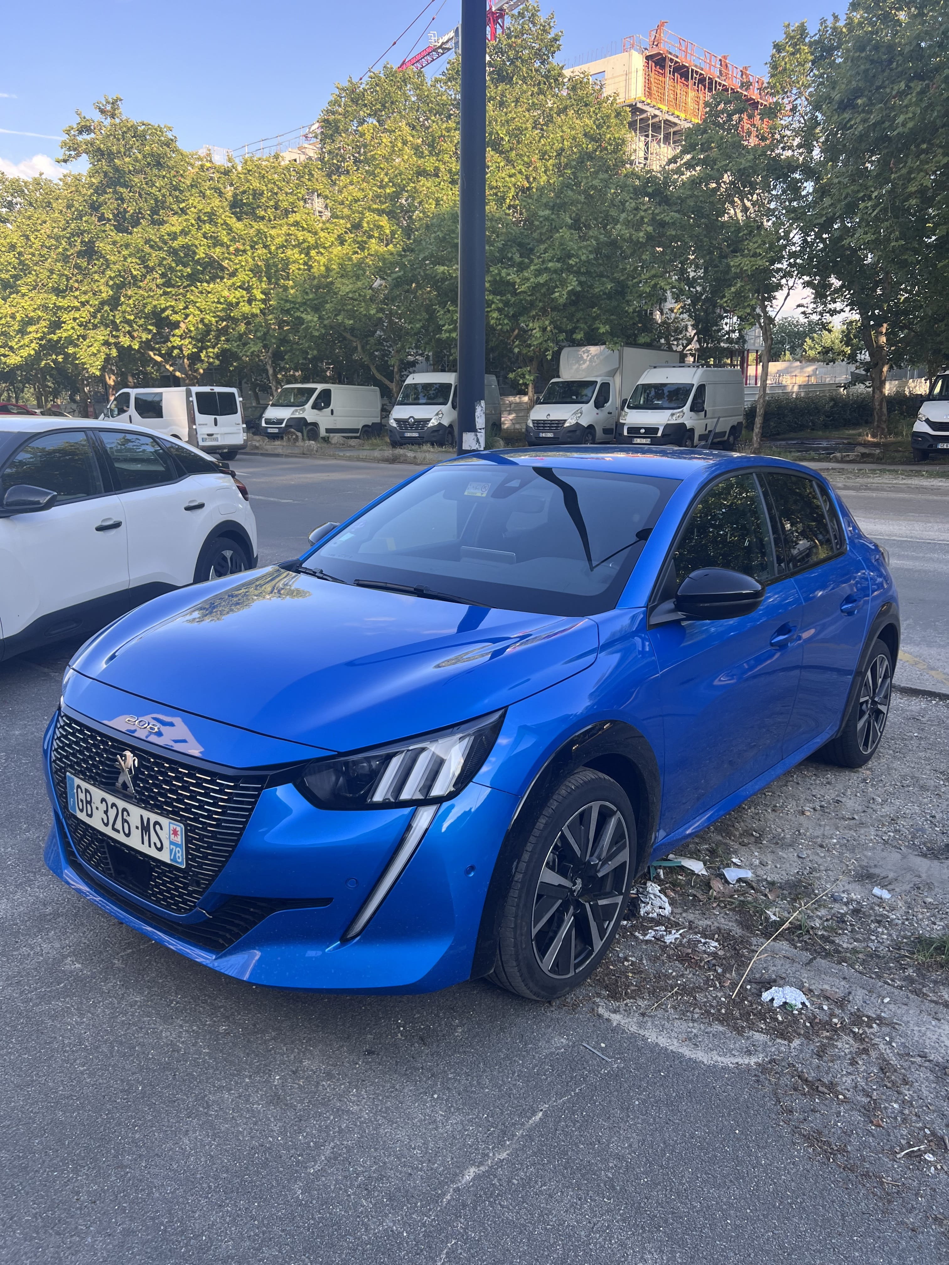 Peugeot 208 GT Line, 2023, Essence 95