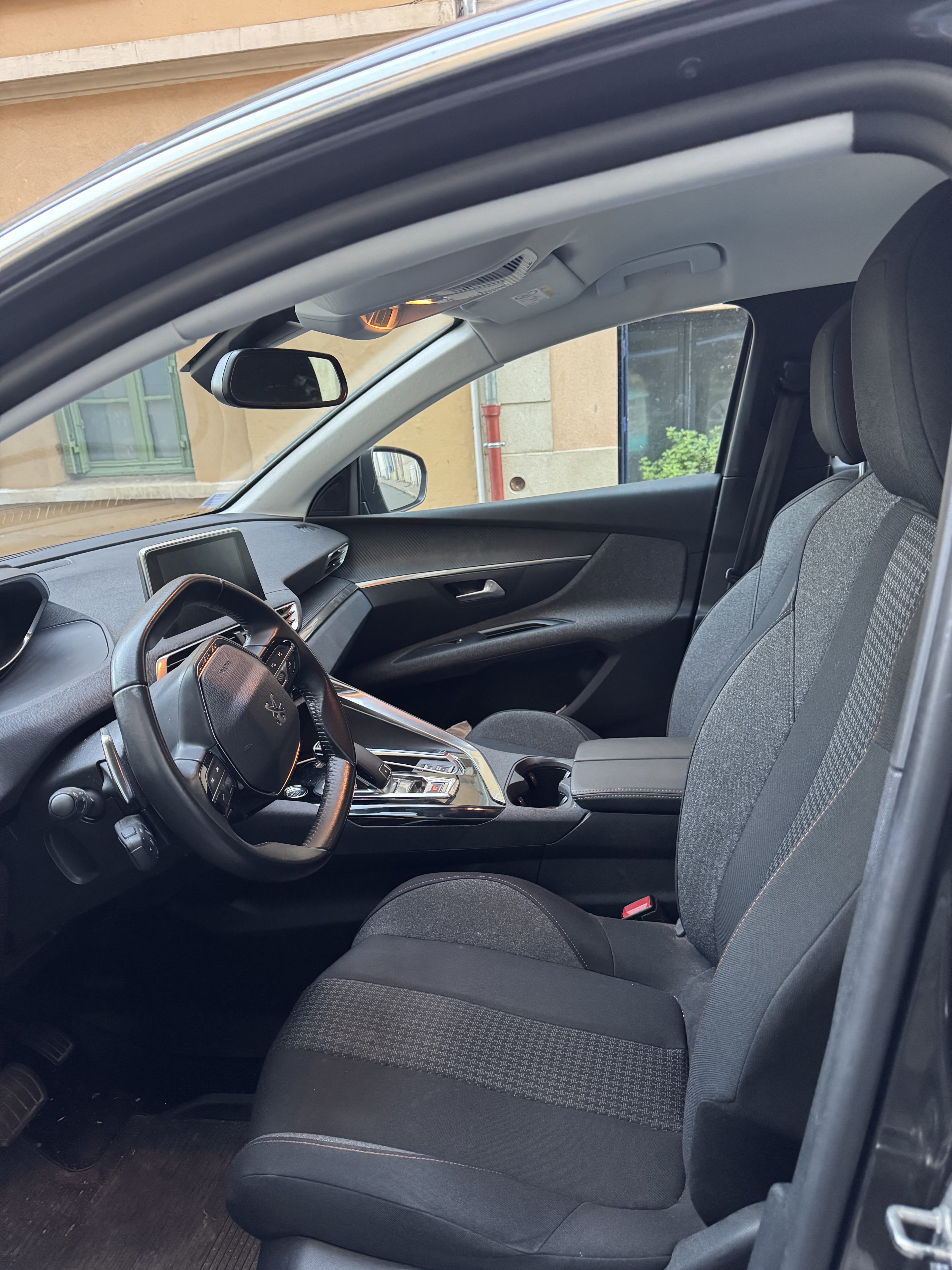 Peugeot 5008 avec Régulateur de vitesse
