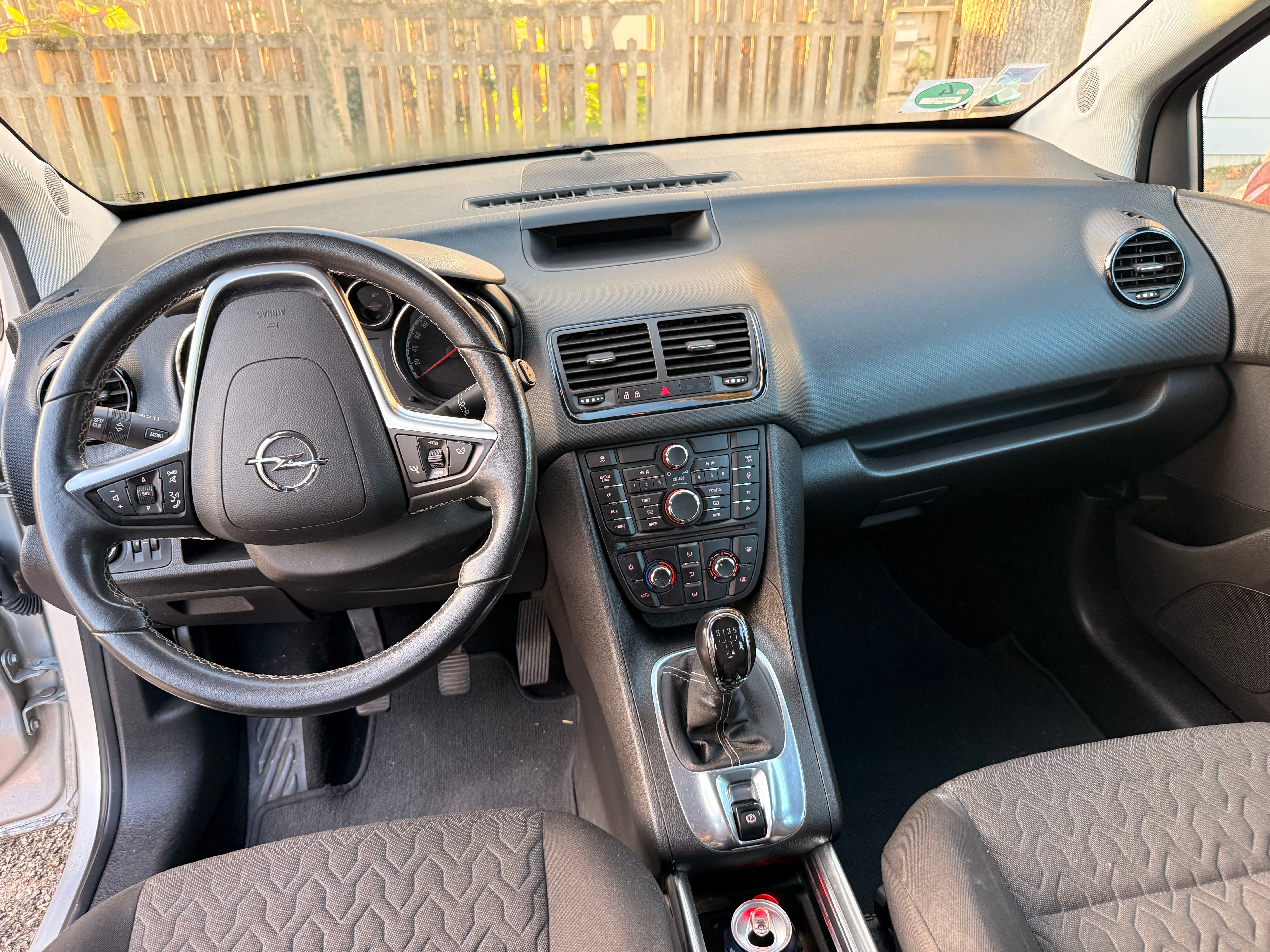 Opel Meriva 1.6 L avec Siège bébé
