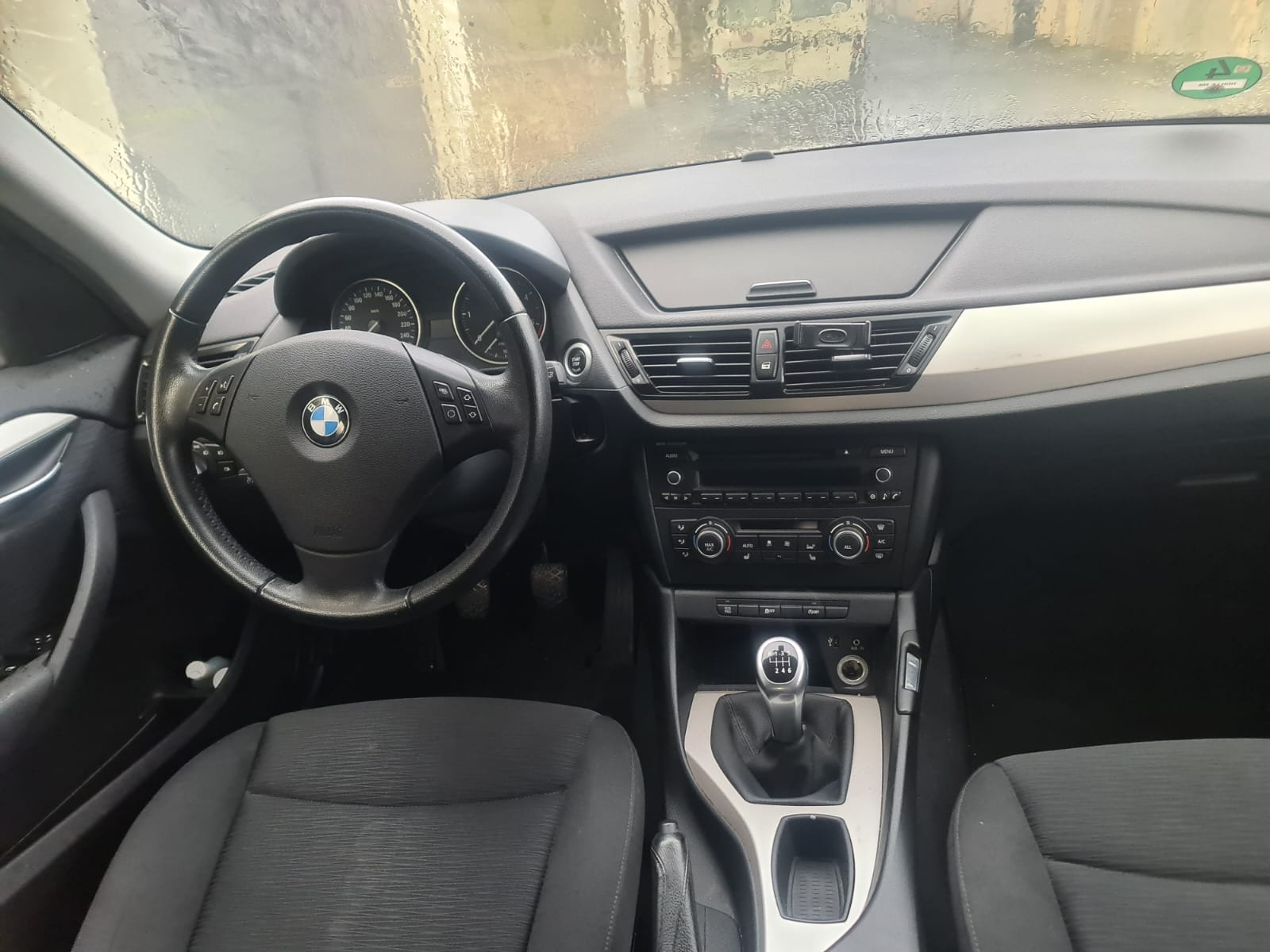 BMW X1 avec Siège bébé