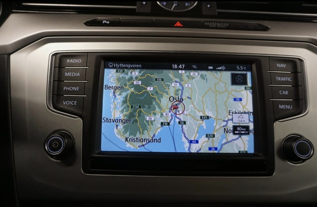 Volkswagen Passat med GPS