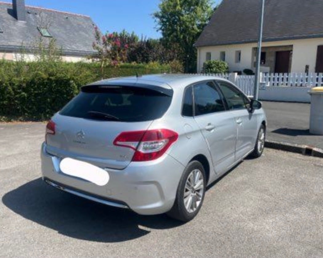 Citroen C4 avec GPS