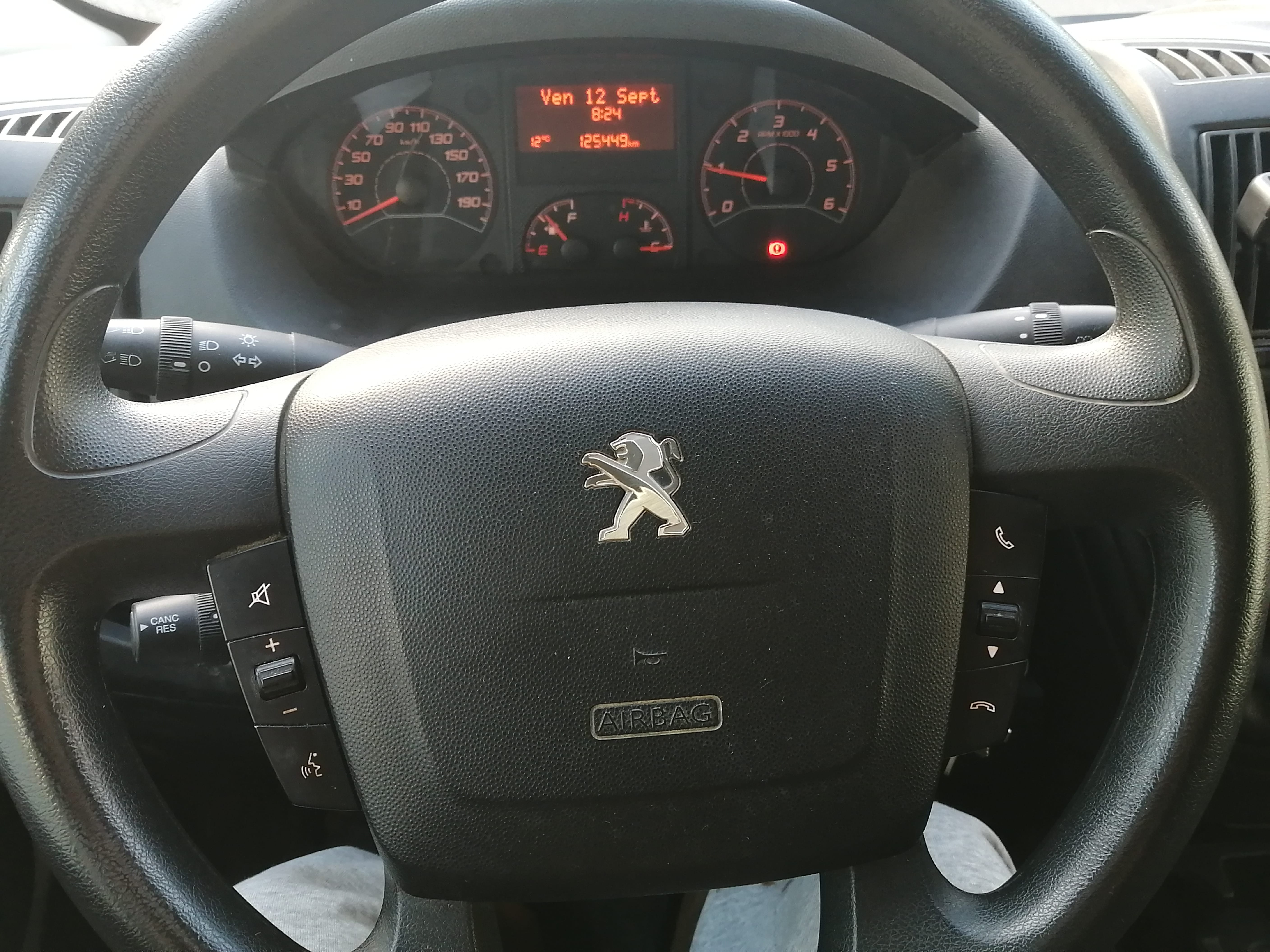 Peugeot Boxer avec Régulateur de vitesse