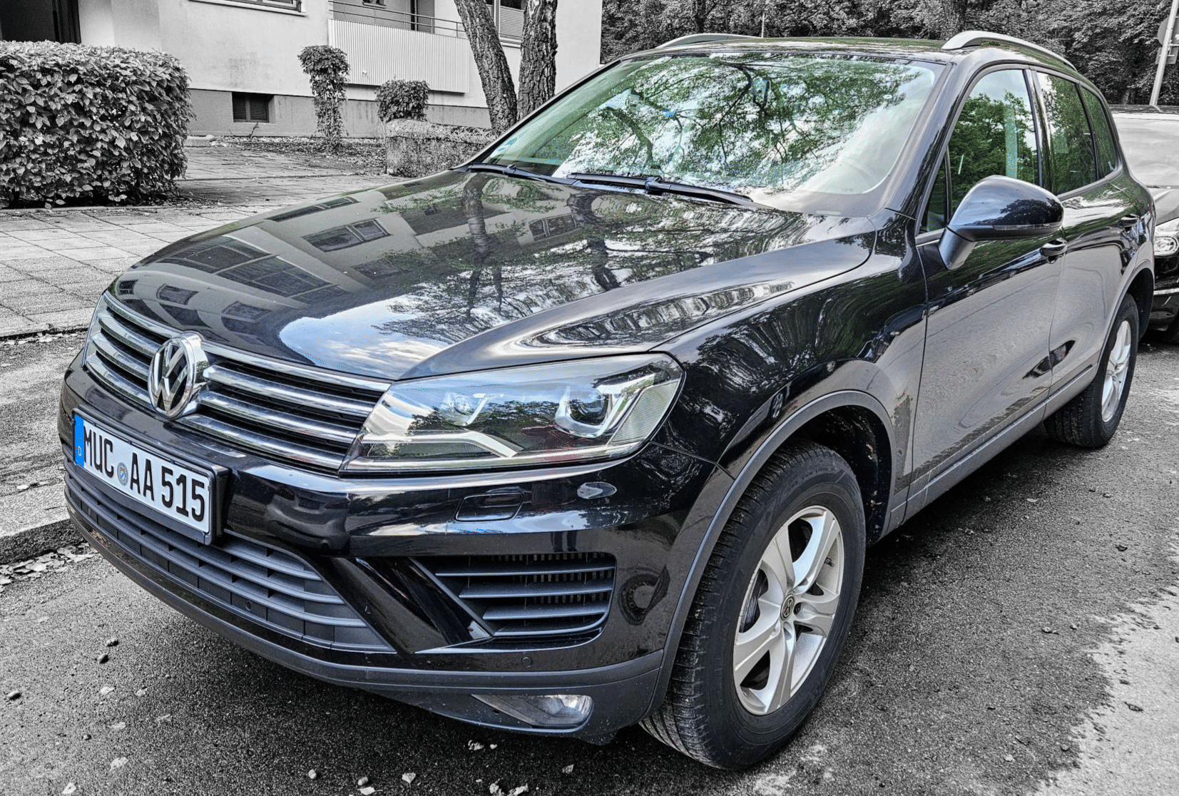 Volkswagen Touareg with Air conditioning