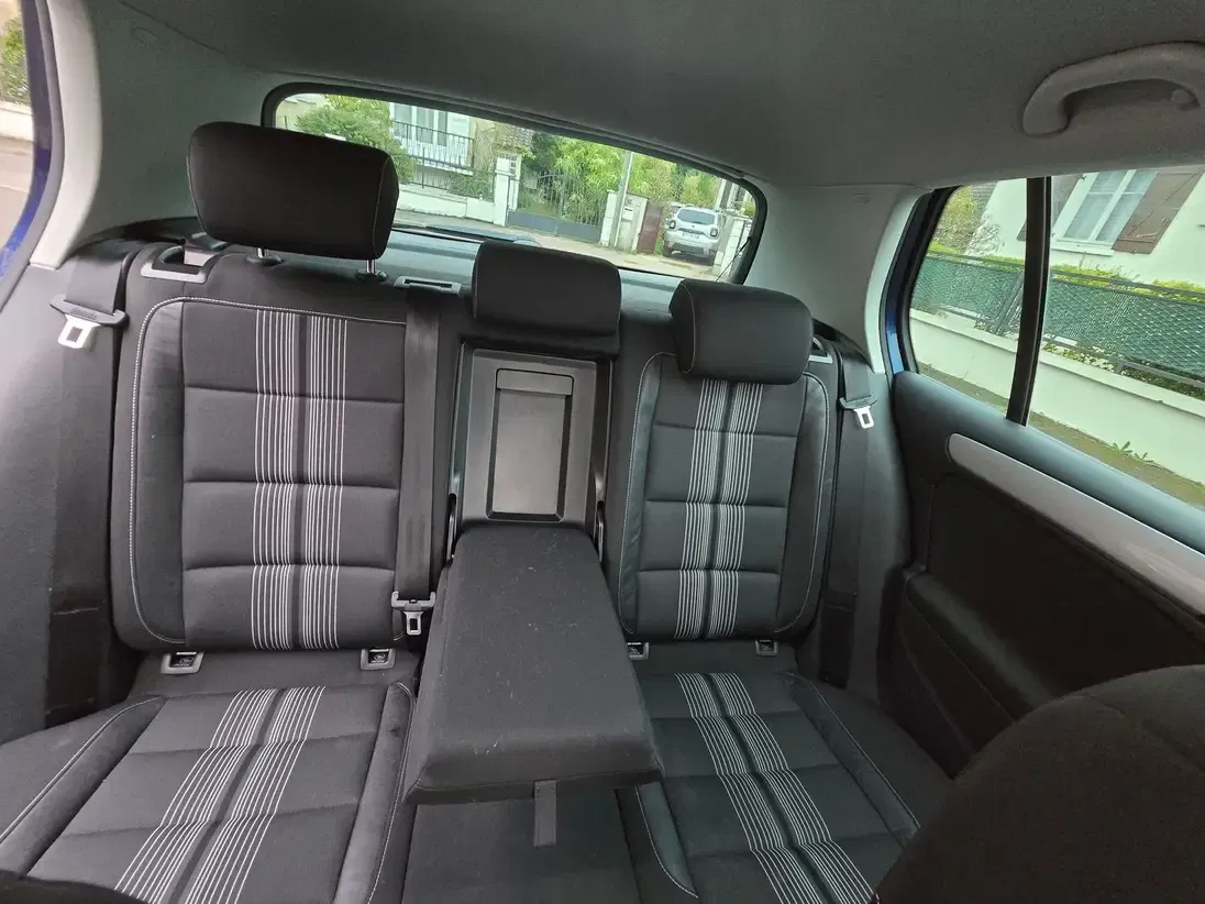 Volkswagen Golf VI Match avec Apple CarPlay