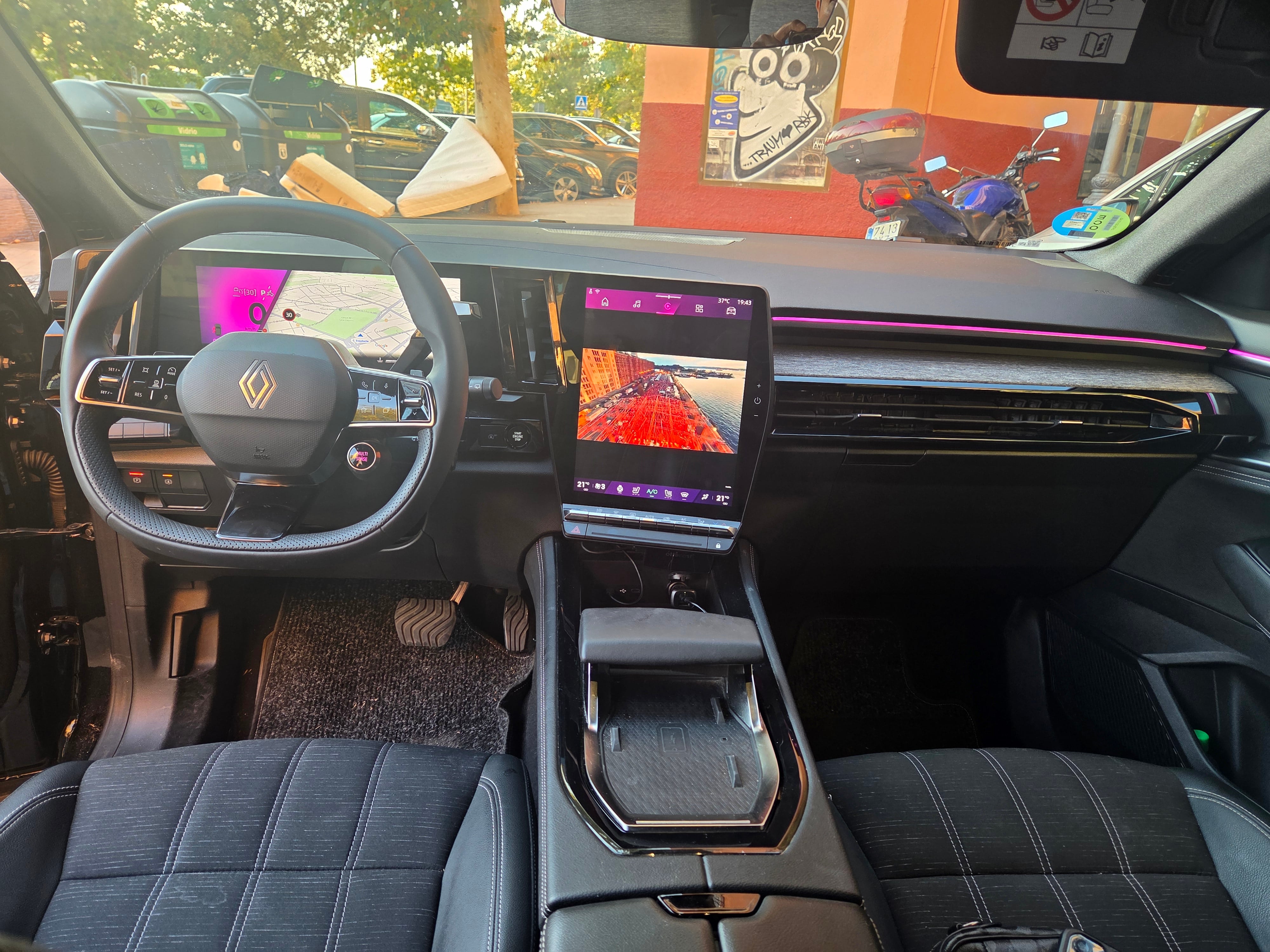 Renault Austral E-Tech full hybrid con GPS