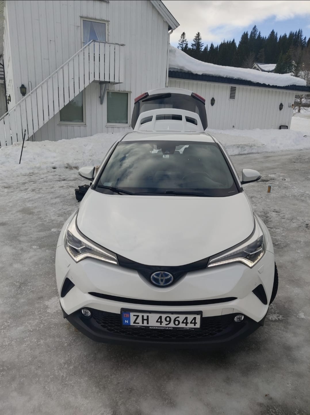 Toyota C-HR Hybrid