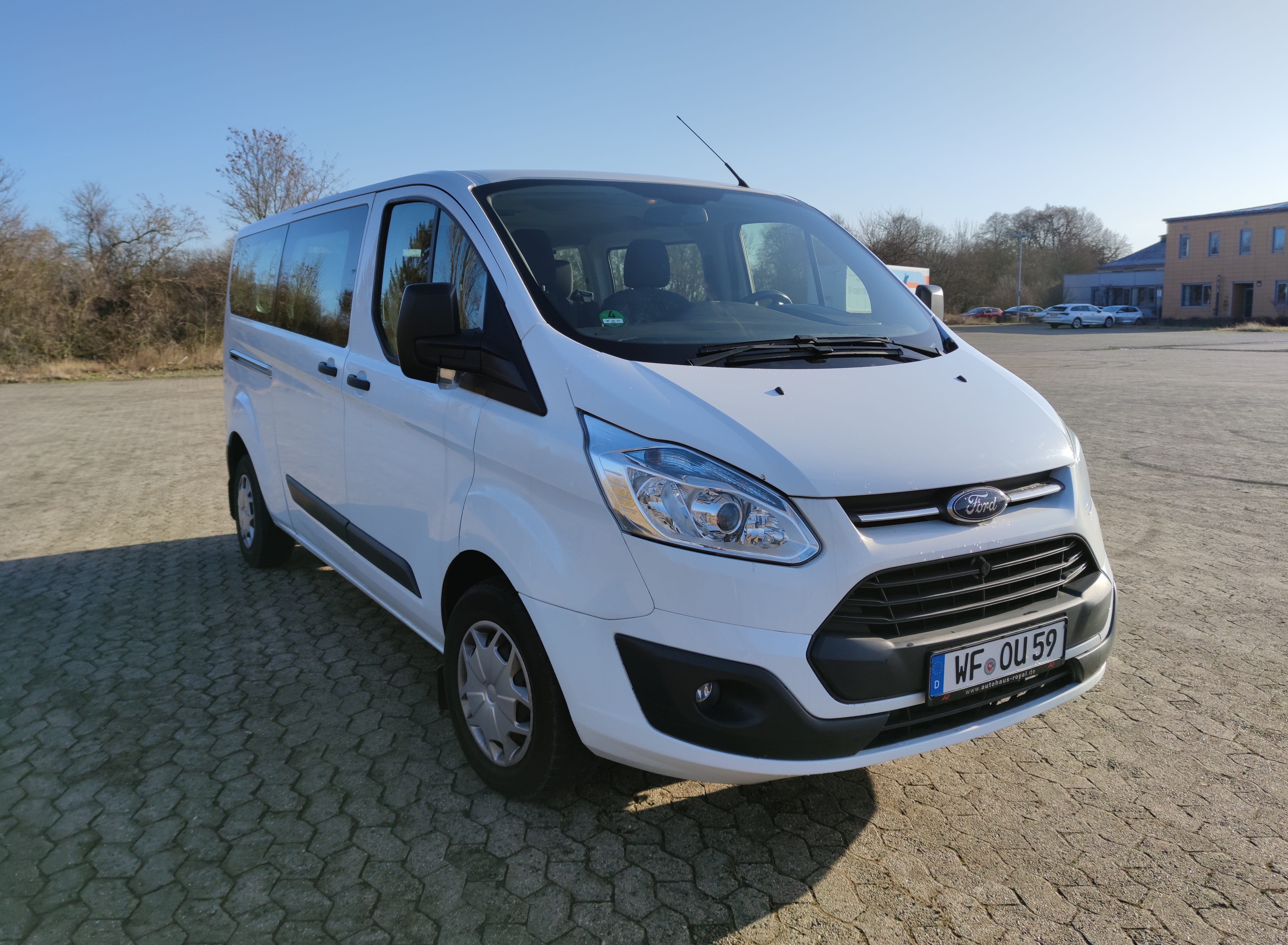Ford Transit Custom Kombi, 2015, Diesel, 9 Sitze und mehr