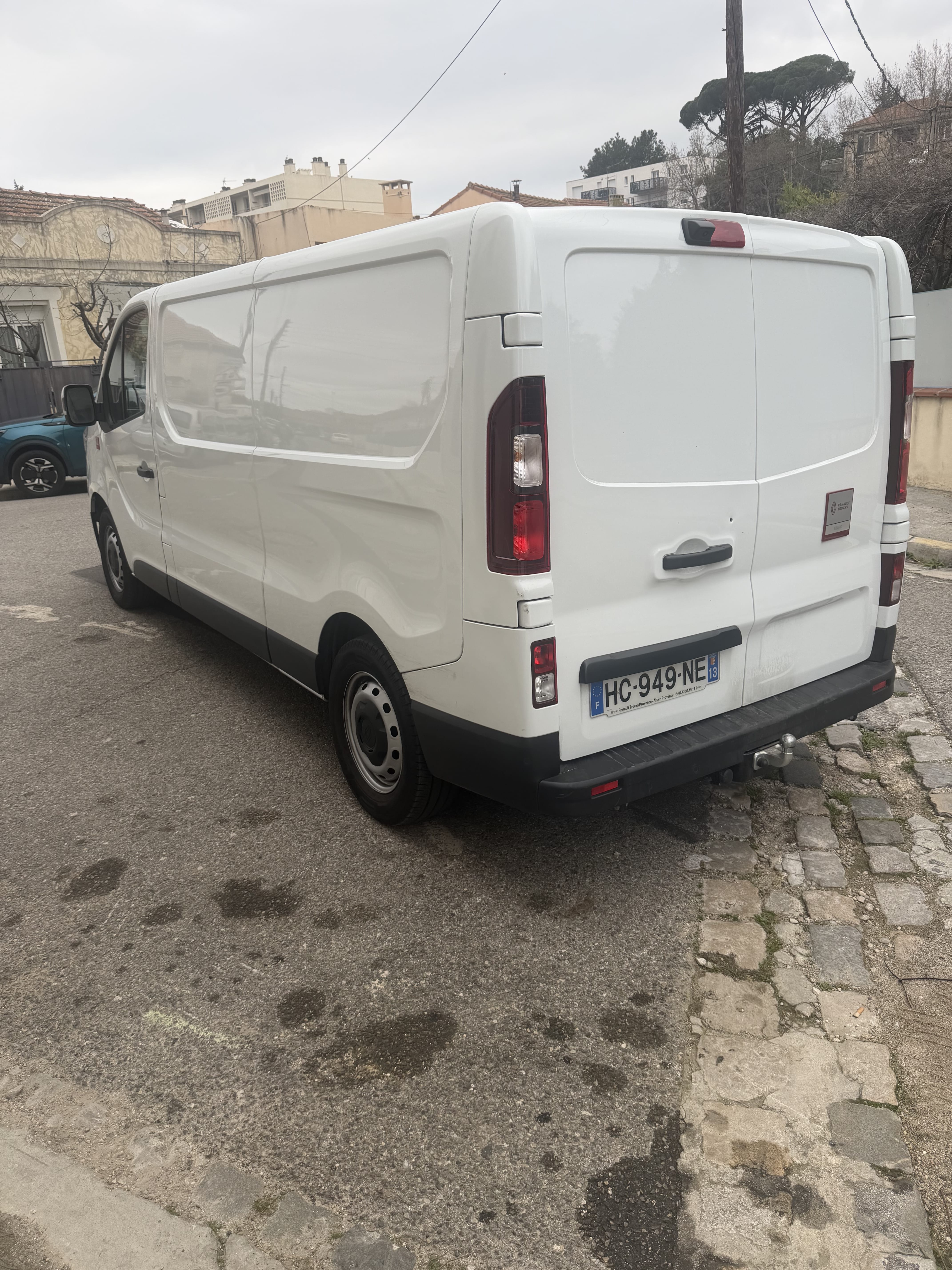 Renault Trafic Double Cabine with GPS