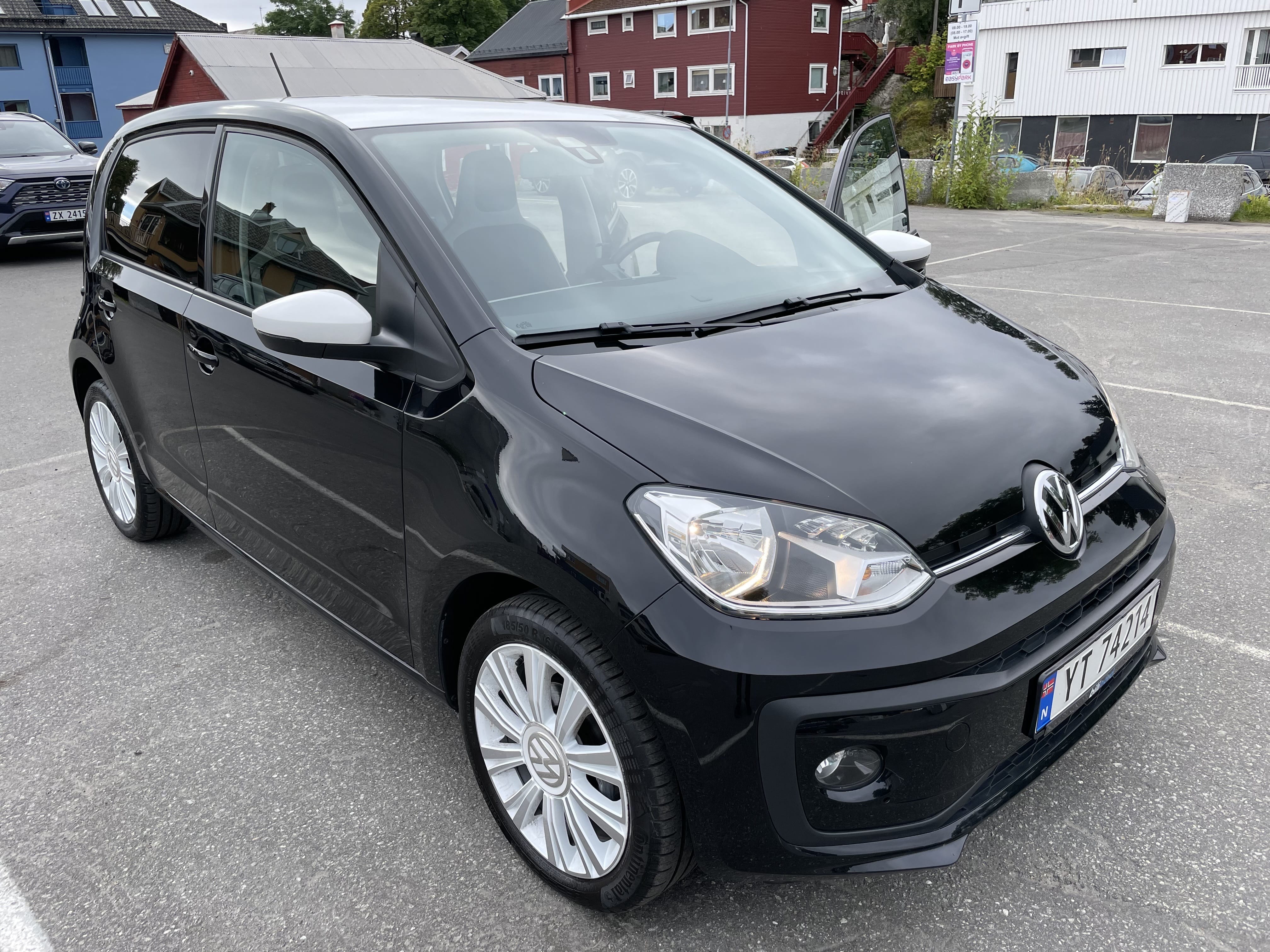Volkswagen Up! with Air conditioning