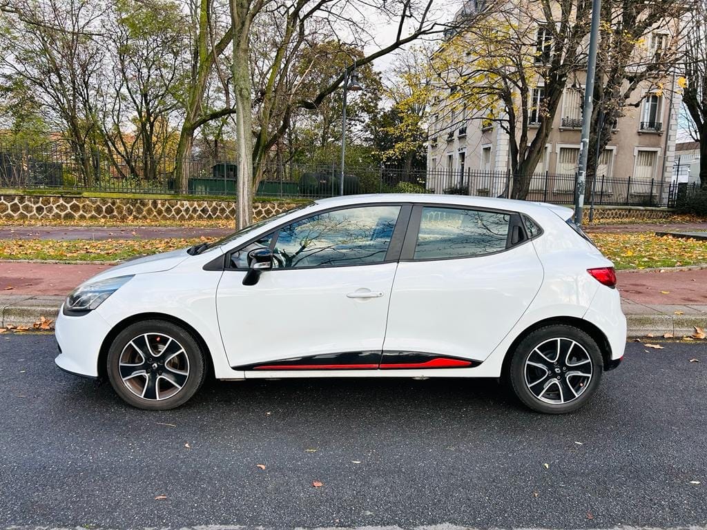 Renault Clio avec Climatisation