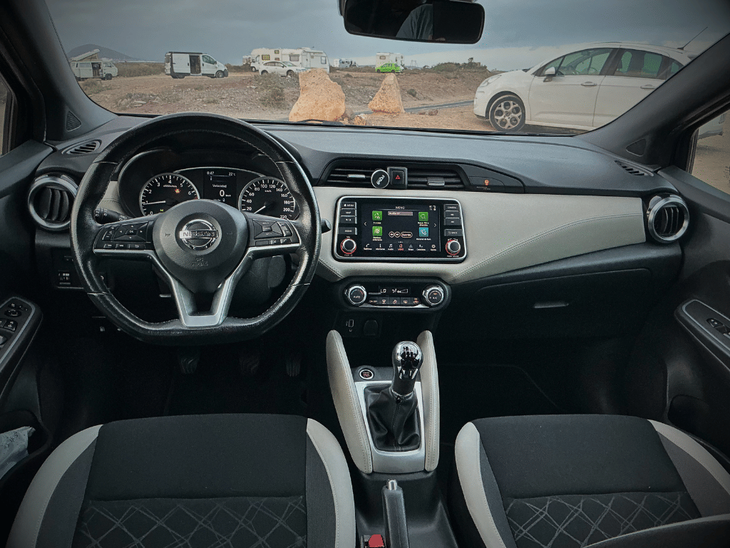 Nissan Micra con Control de velocidad