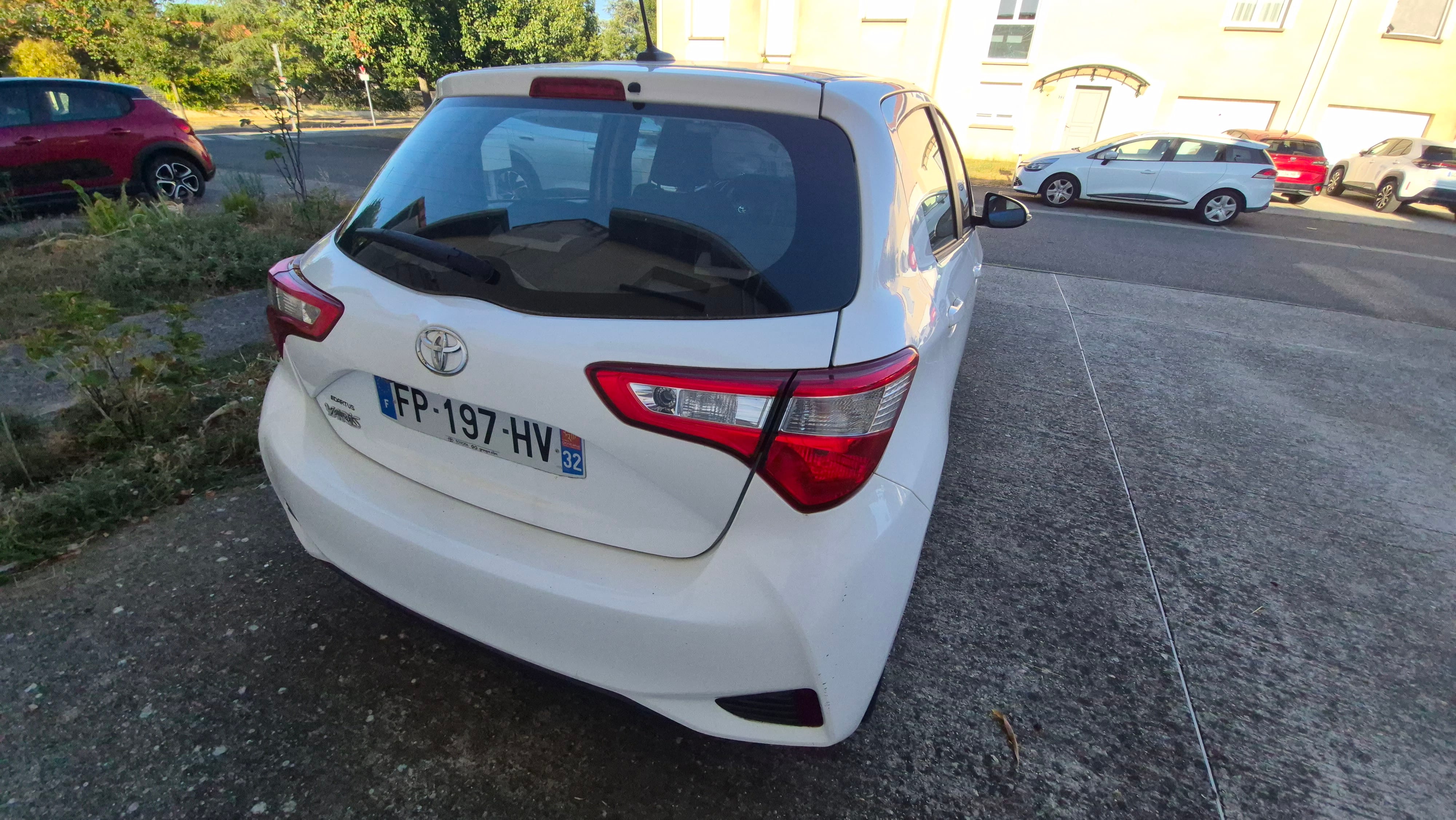 Toyota Yaris 3-Door L avec GPS