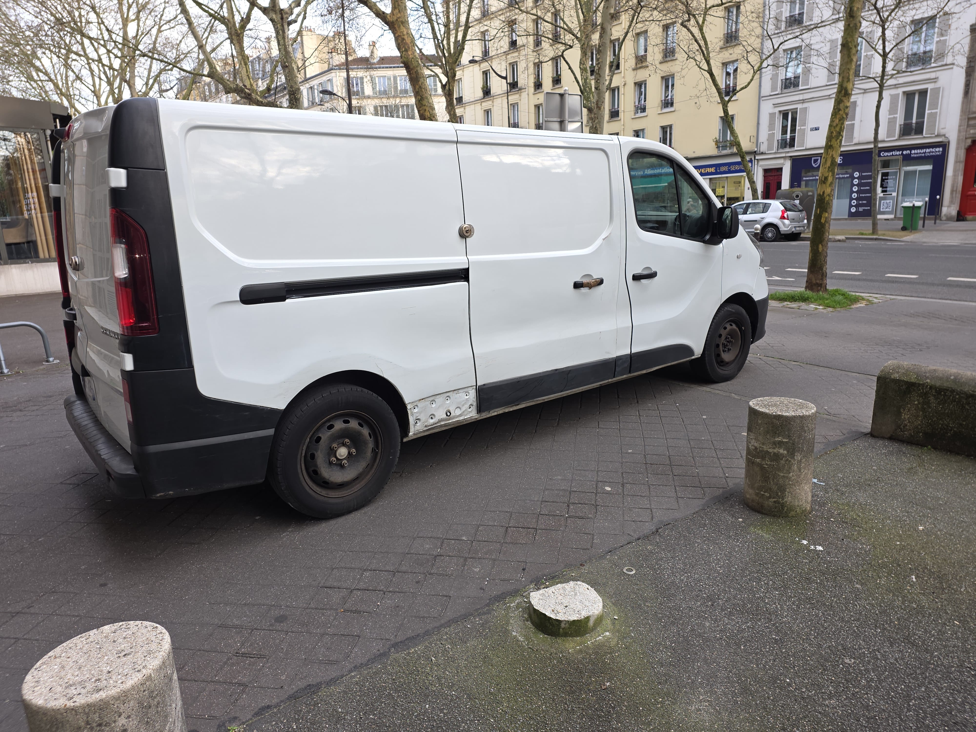 Renault Trafic Fourgon EV185 avec Entrée audio / iPod