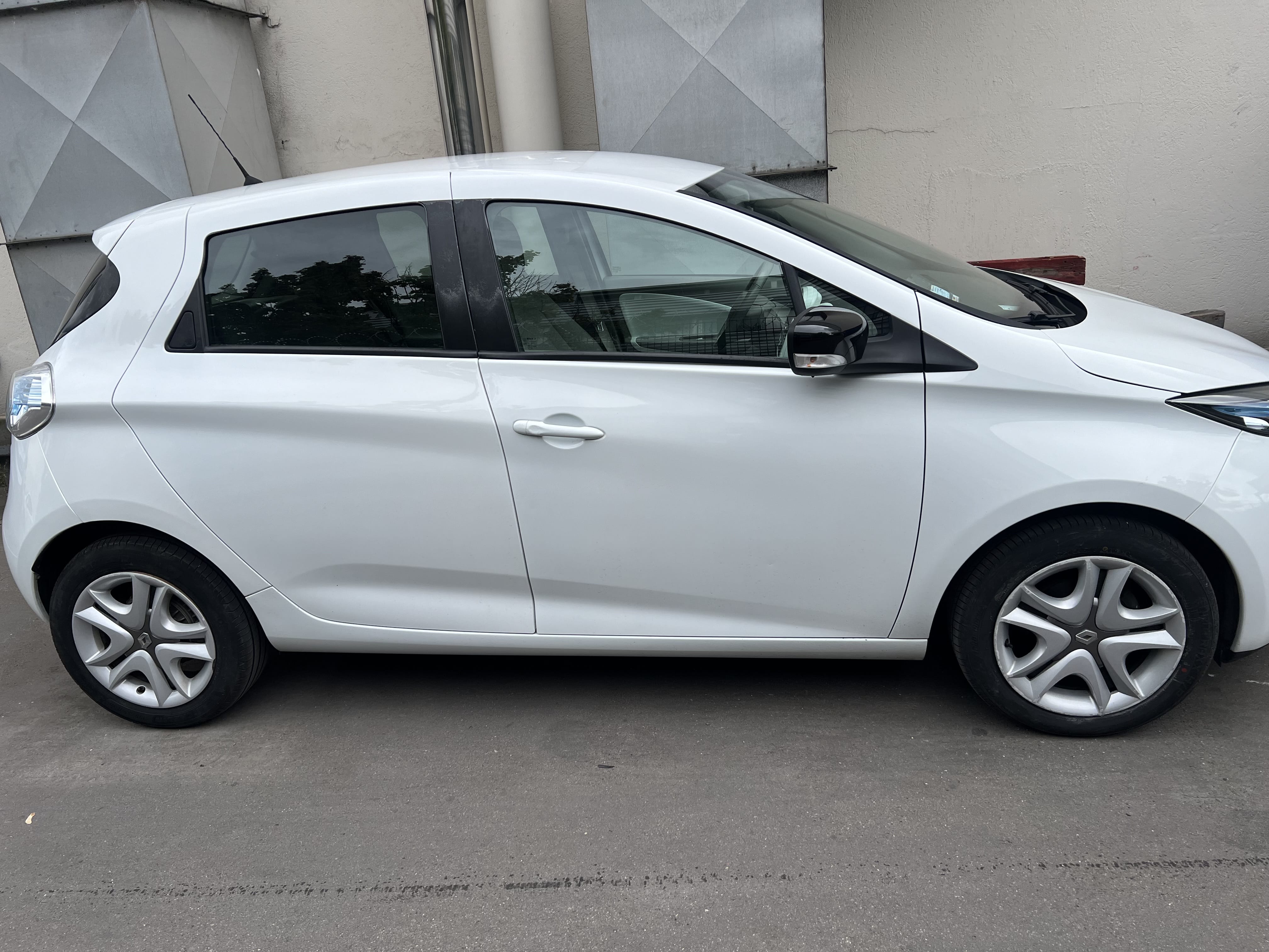 Renault ZOE, 2016, Électrique, automatique