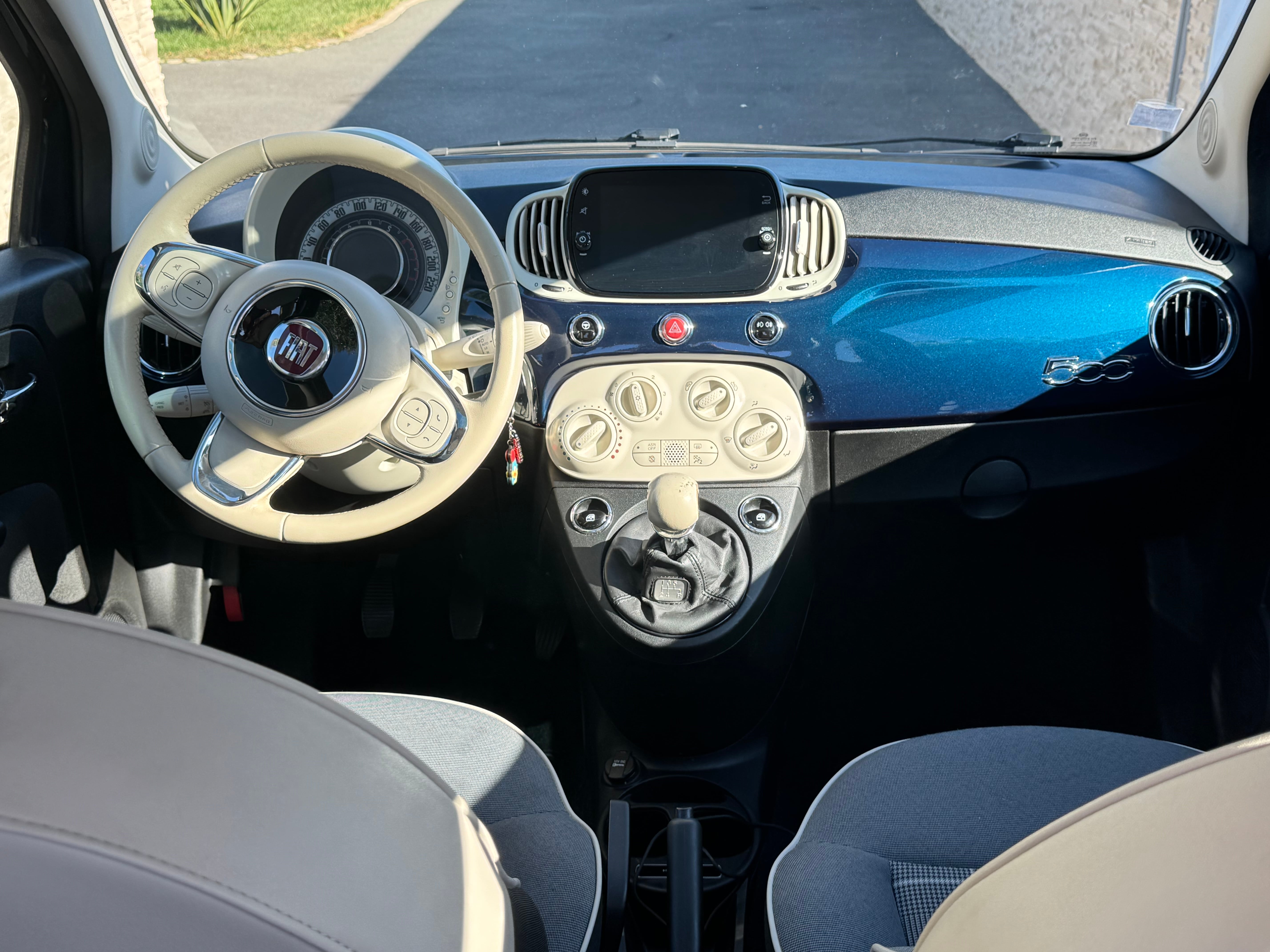 Fiat 500 LOUNGE TOIT PANORAMIQUE avec Régulateur de vitesse
