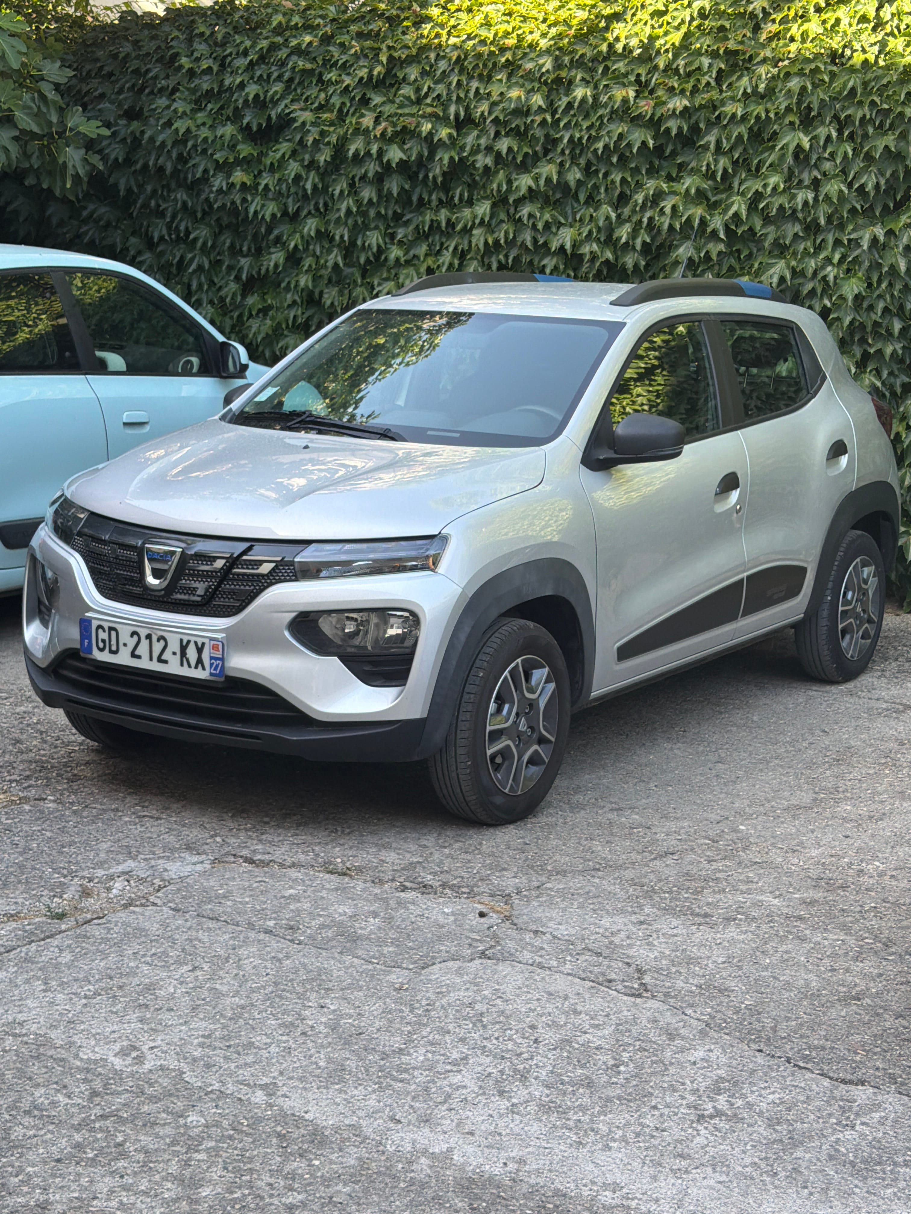 Dacia Spring avec Siège bébé