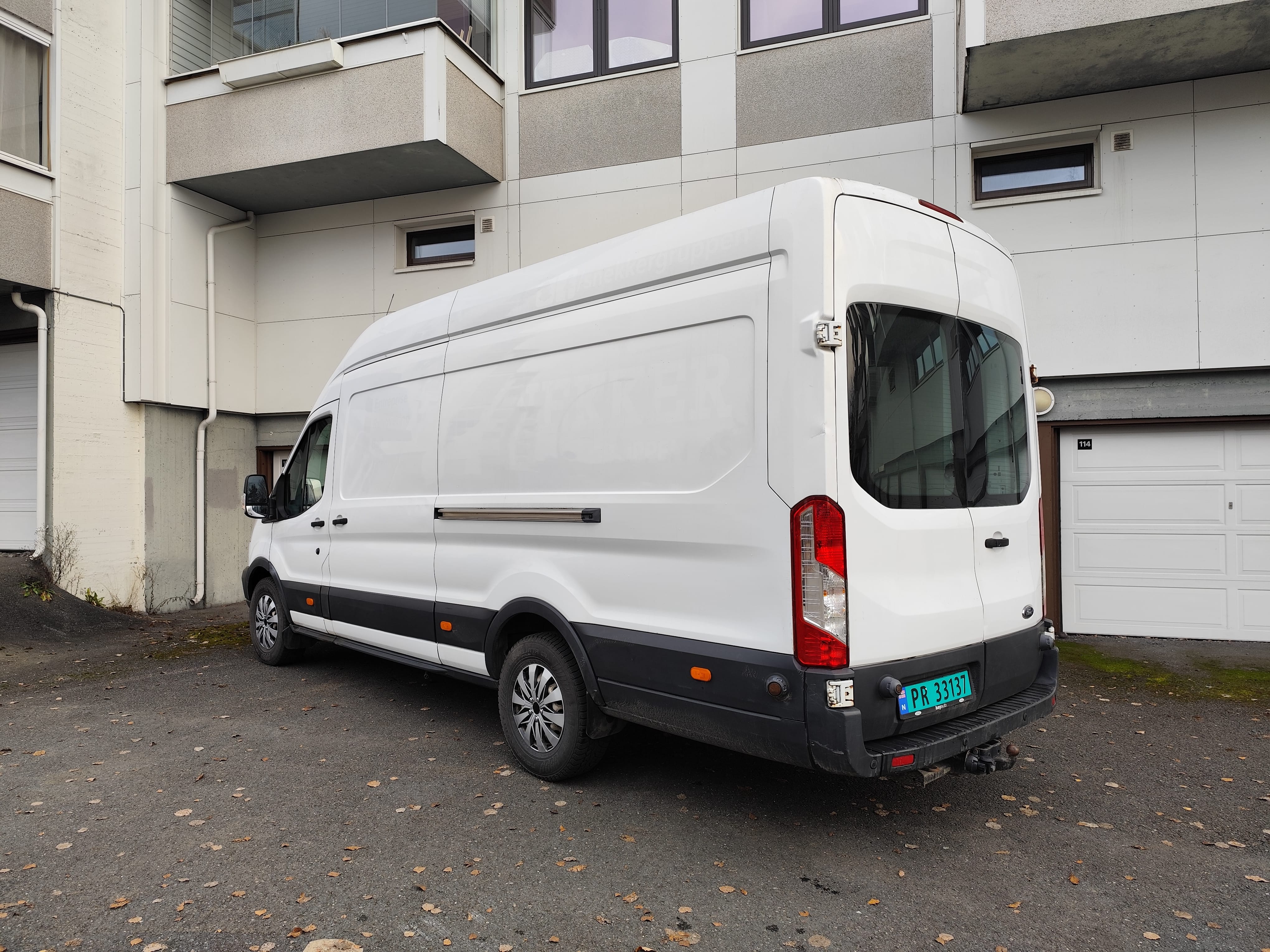 Ford Transit Varebil med Aircondition