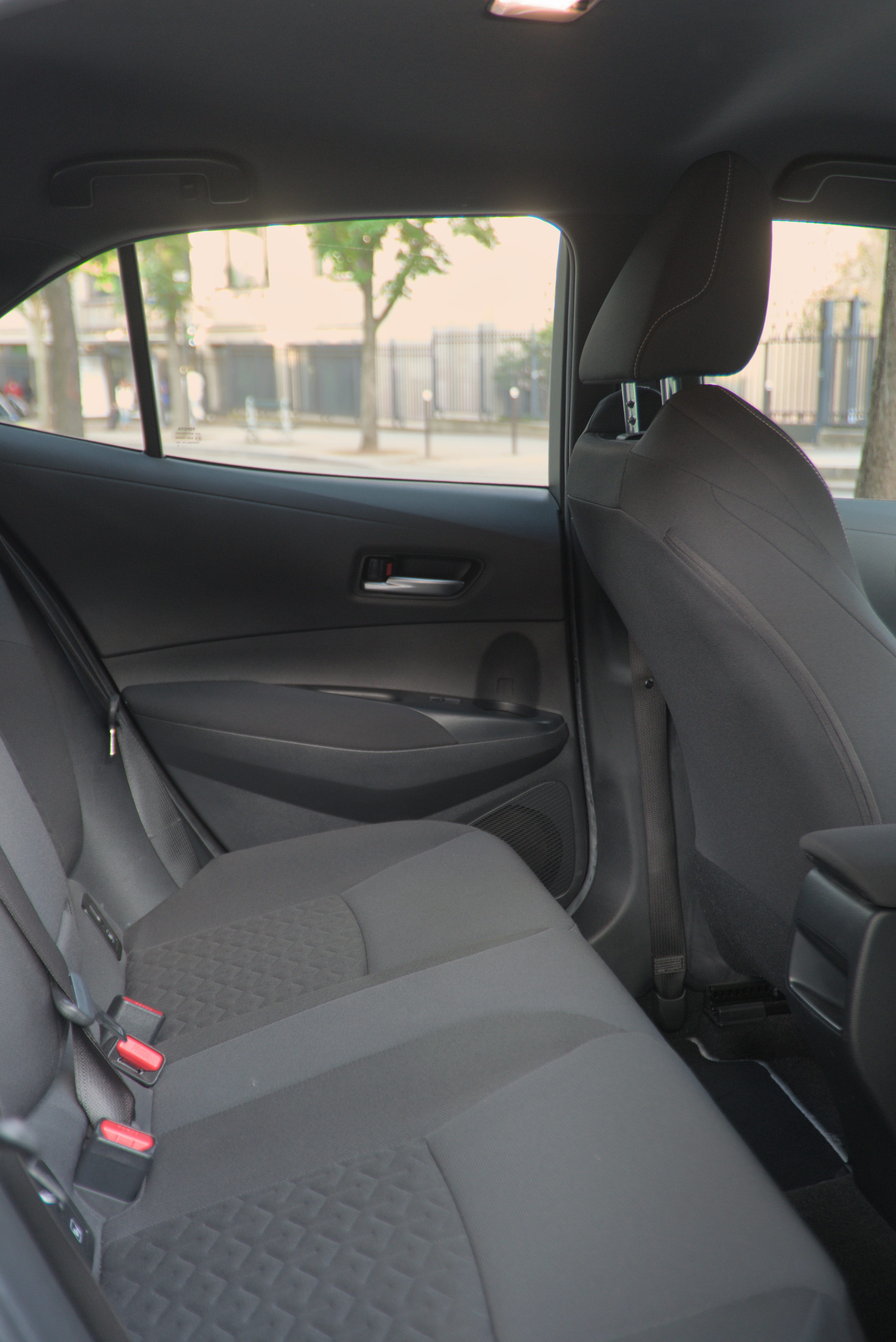 Toyota Corolla Hybride Berline avec Audio Bluetooth