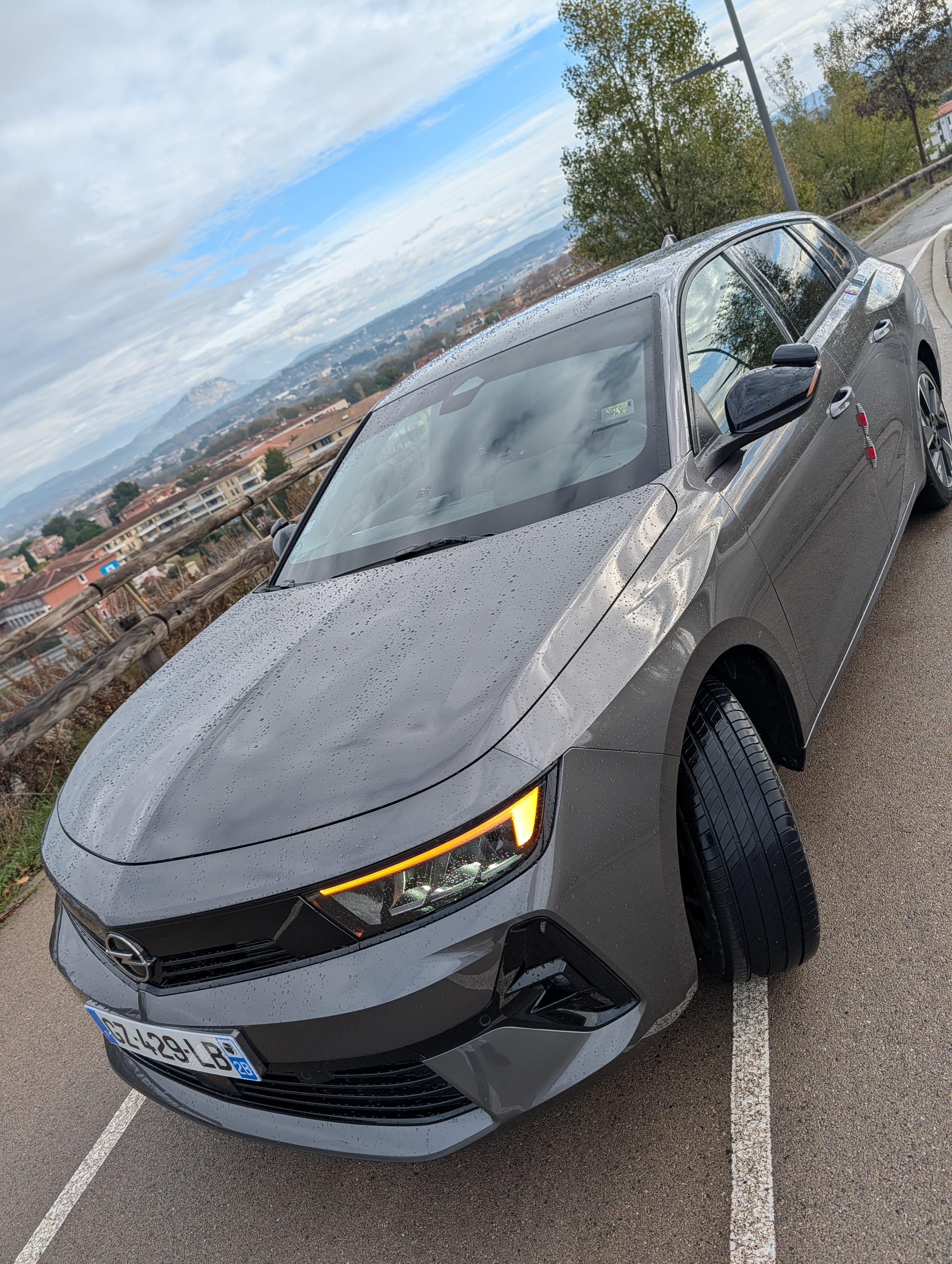 Opel Astra Break Electrique, 2024, Electric, automatic