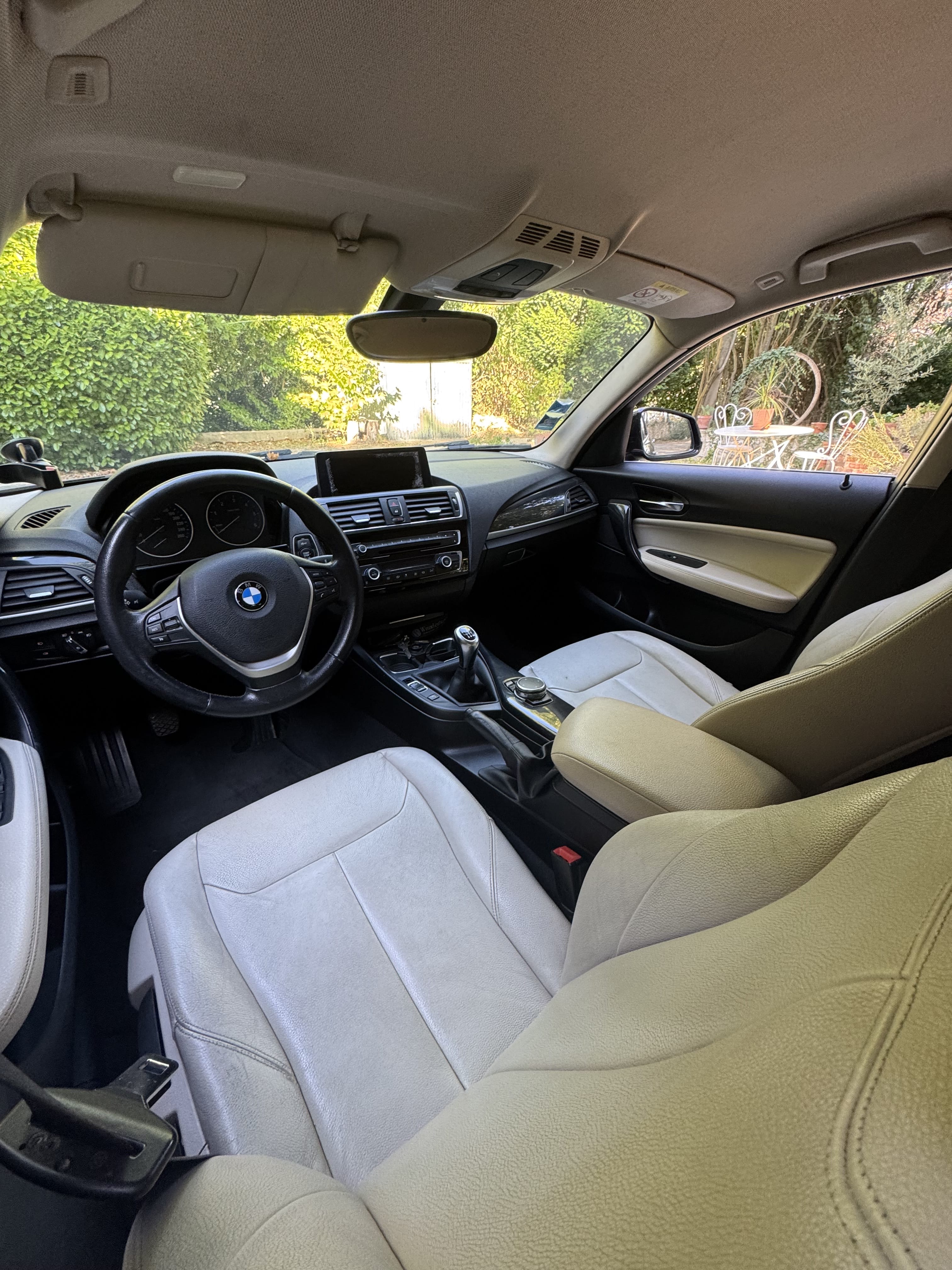 BMW Série 1 avec Siège bébé