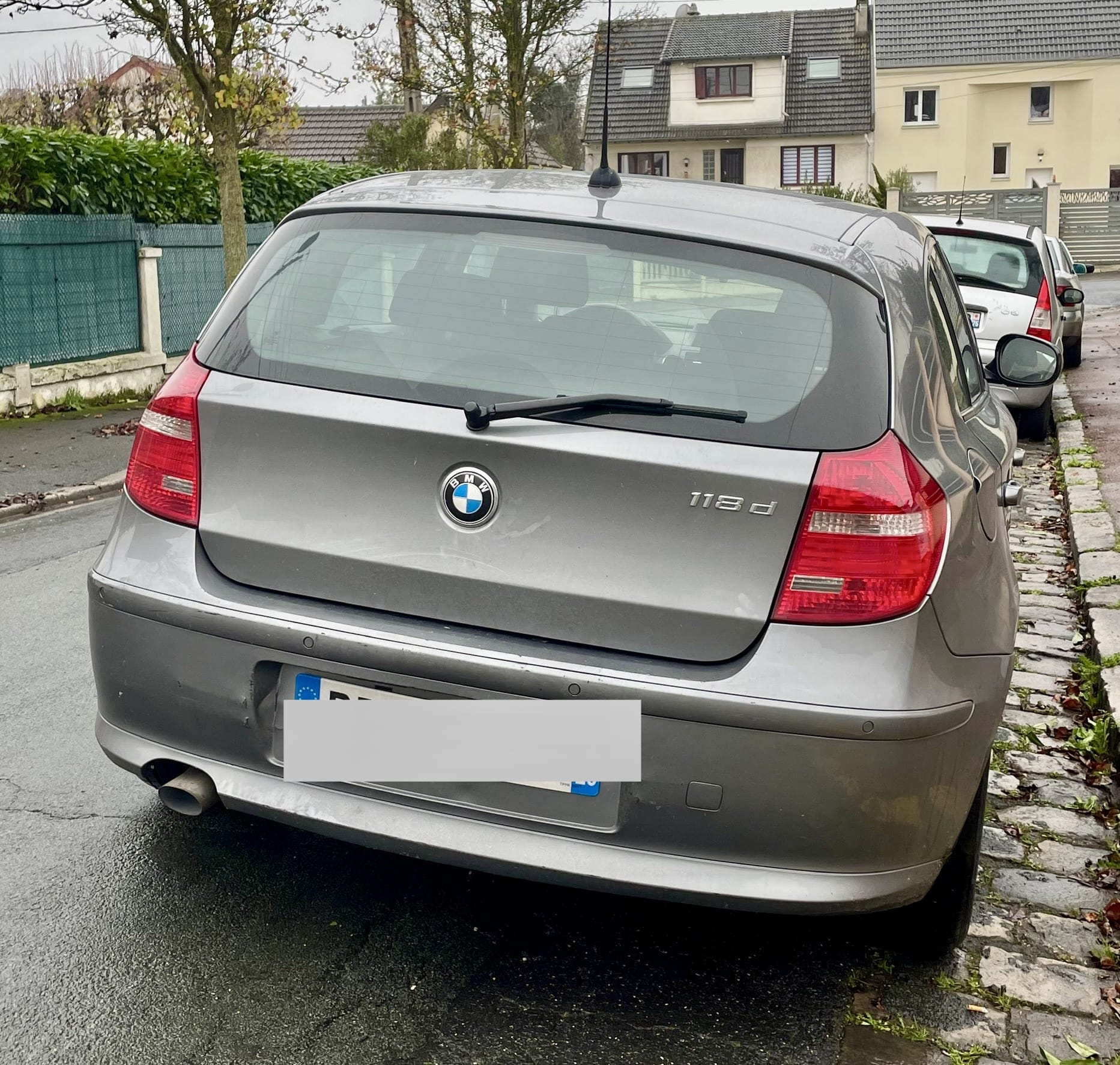 BMW Série 1 118d avec GPS