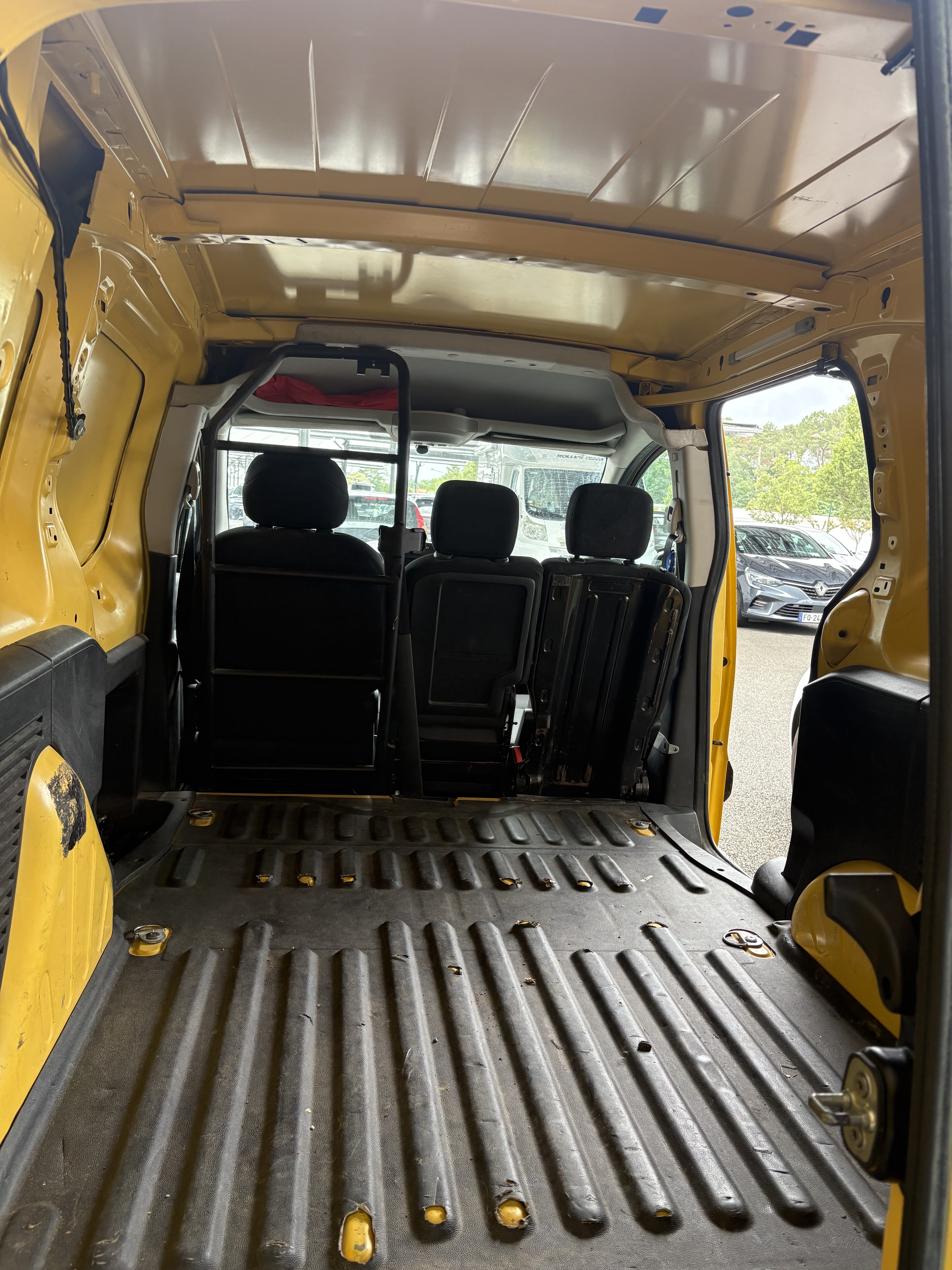 Citroen Berlingo Plancher Cabine avec Audio Bluetooth