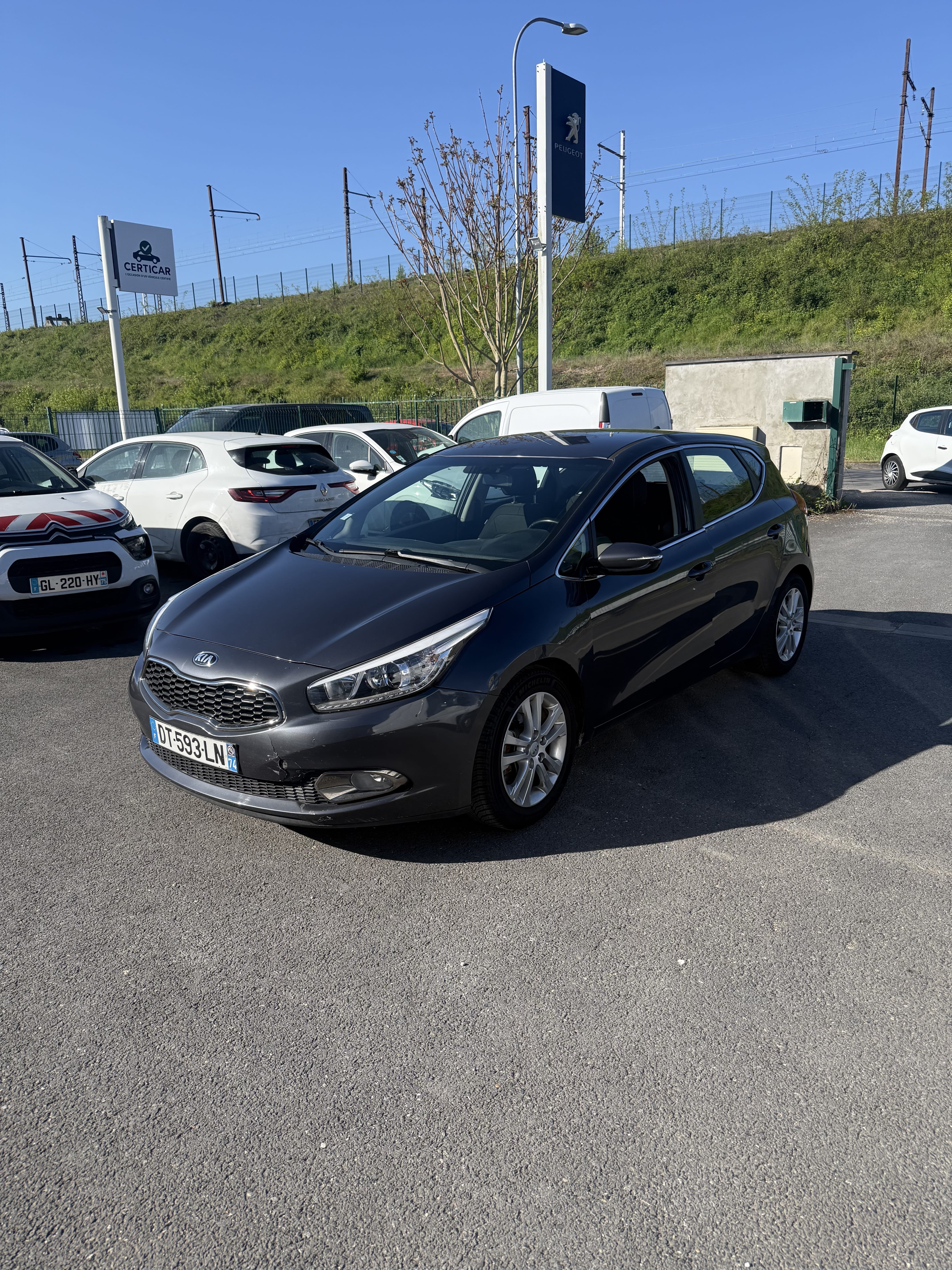 Kia Cee'd, 2014, Essence 95