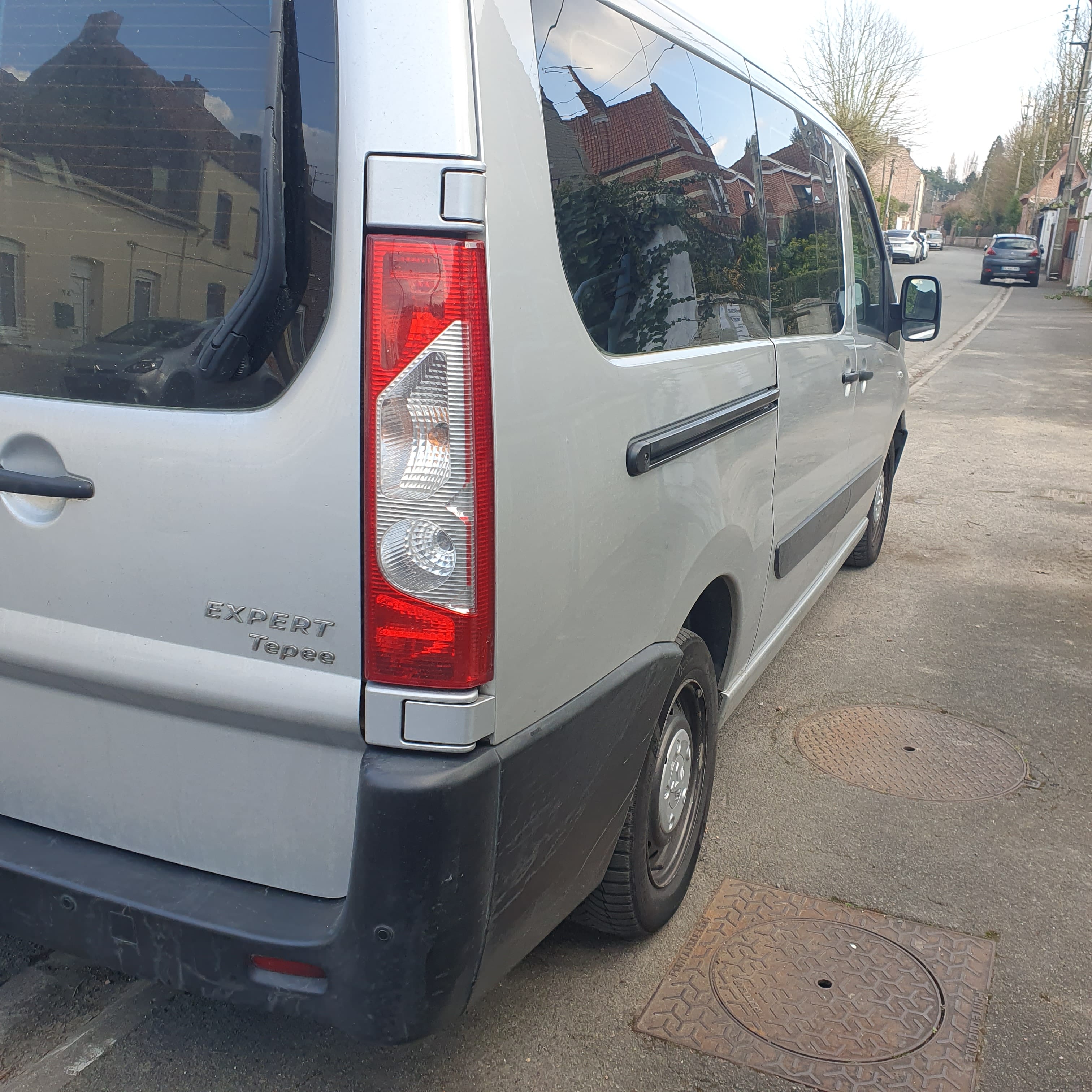 Peugeot Expert Tepee avec Siège bébé