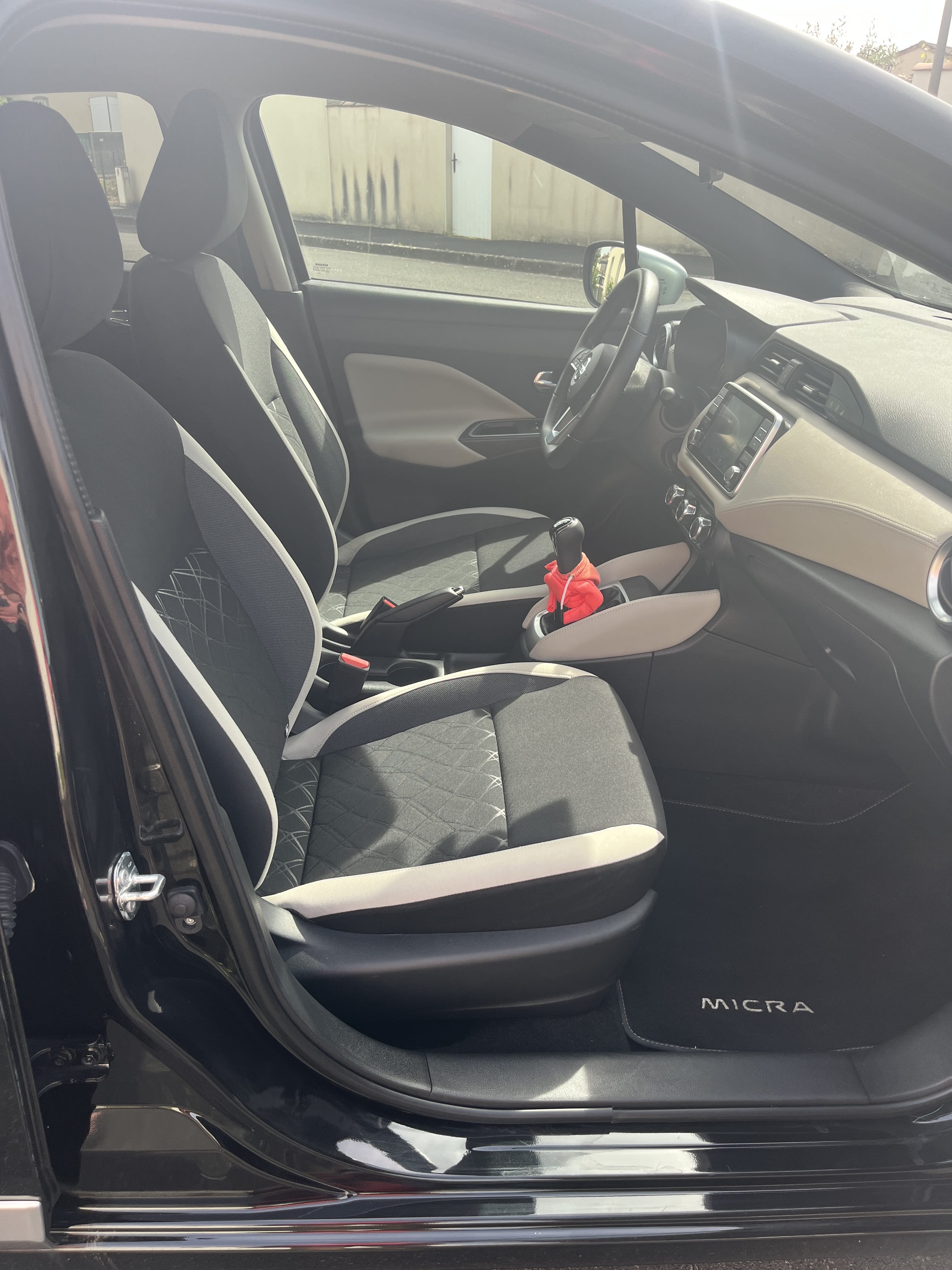 Nissan Micra avec Apple CarPlay