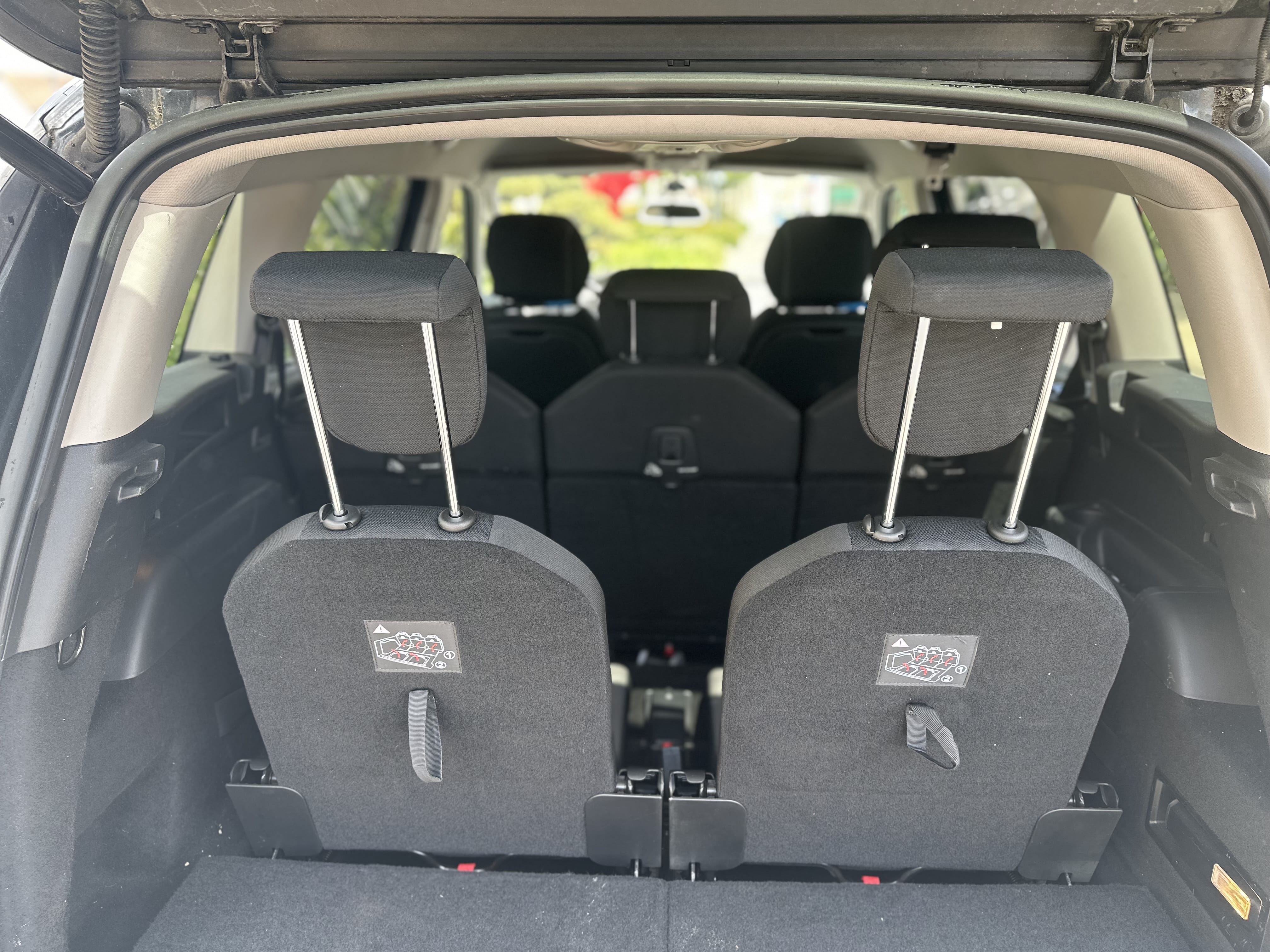 Citroen C4 Grand Spacetourer Automatique avec Entrée audio / iPod