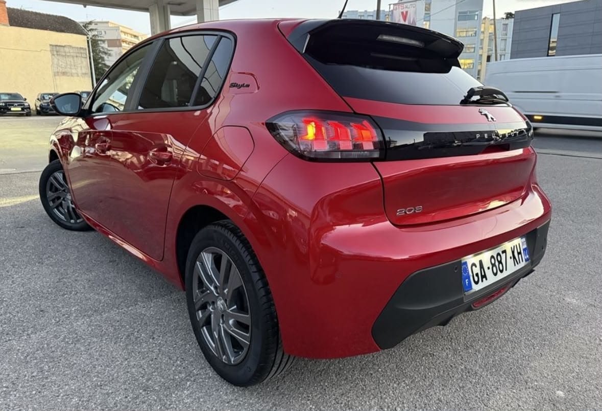Peugeot 208 avec Caméra de recul