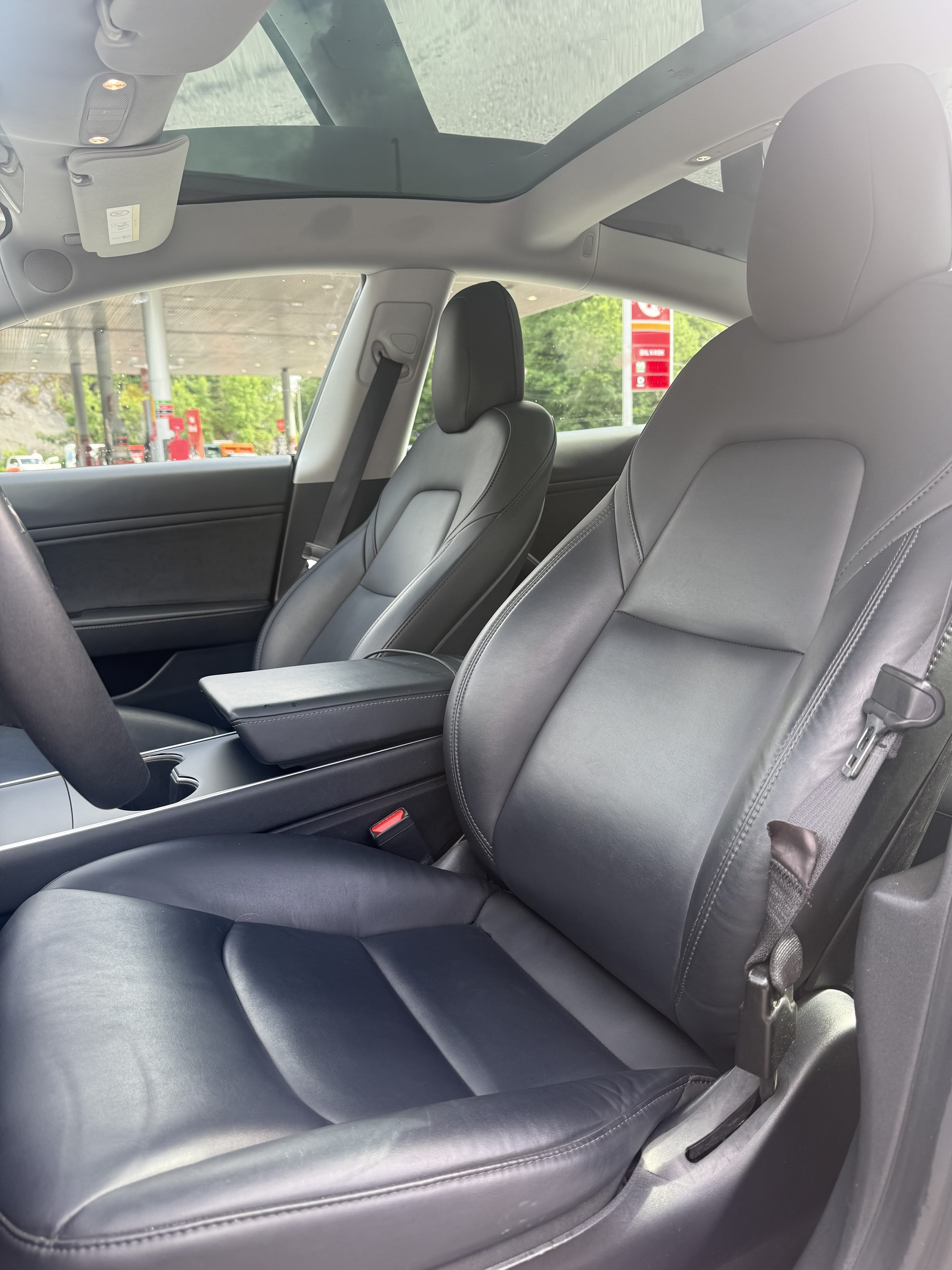 Tesla Model 3 Long Range med Firehjulstrekk
