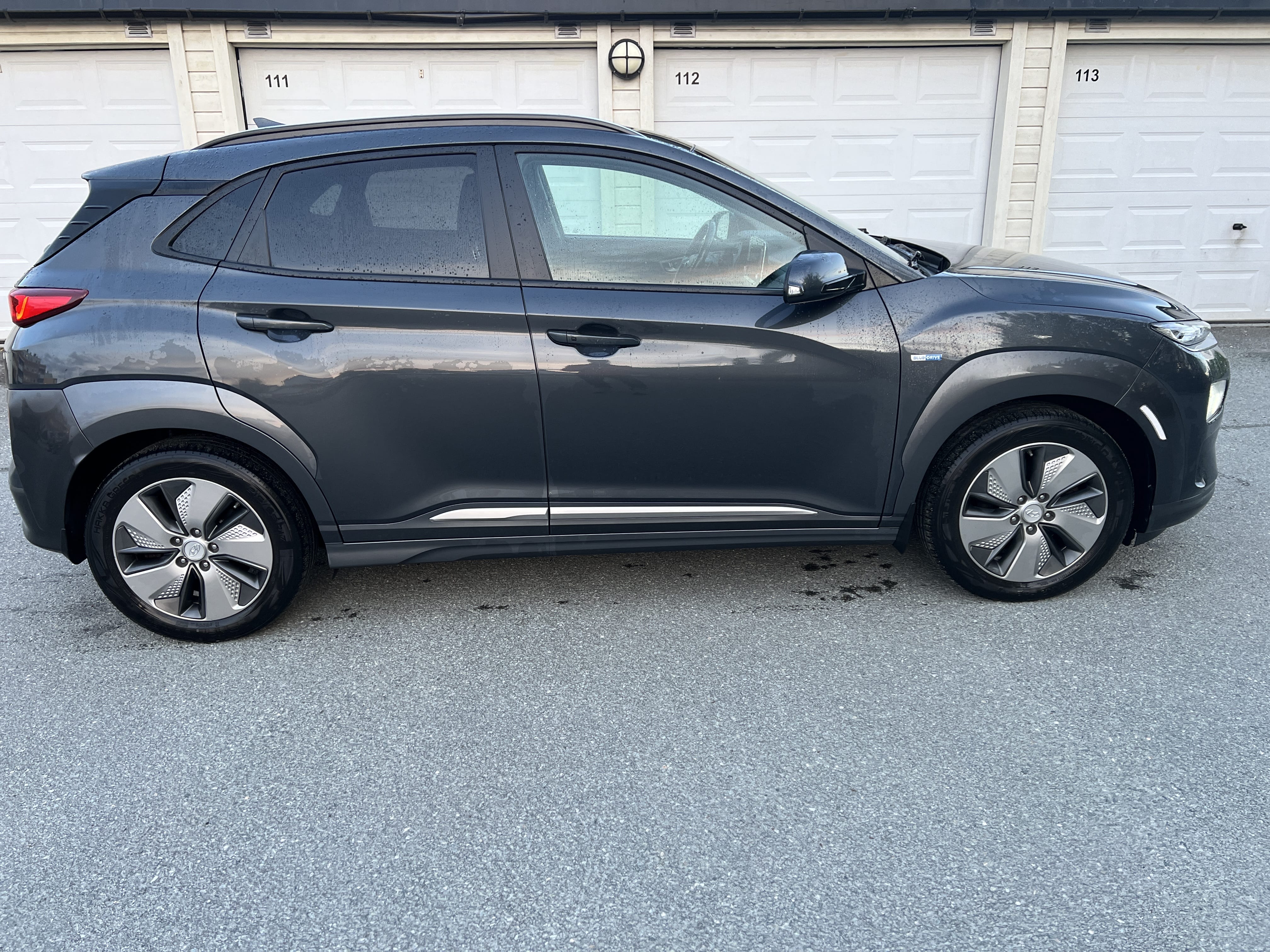Hyundai Kona Electric with Air conditioning