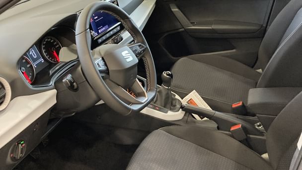 Seat Arona 1.0 TSI 95pk avec Pneus neige
