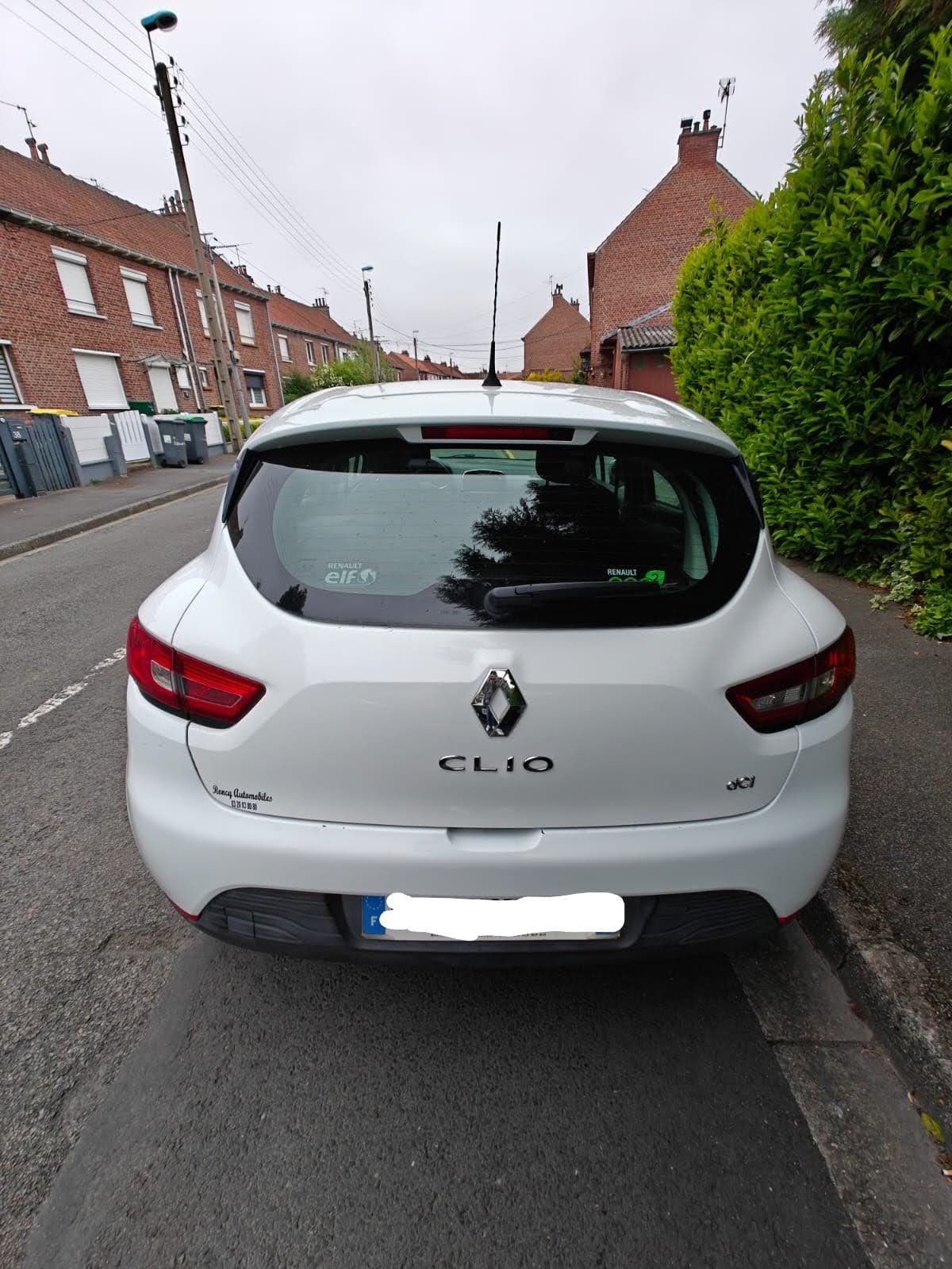 Renault Clio 2 places (commerciale) avec Climatisation
